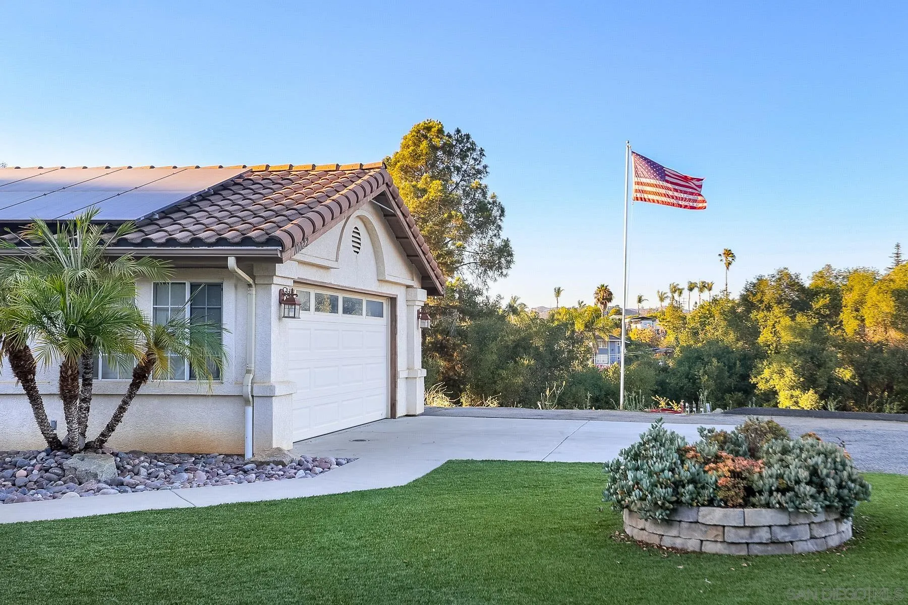 https://cdn.realtyfeed.com/cdn/127/250037046/5b5e2462ea9ebe23a8c54ed1f3c8280b.webp