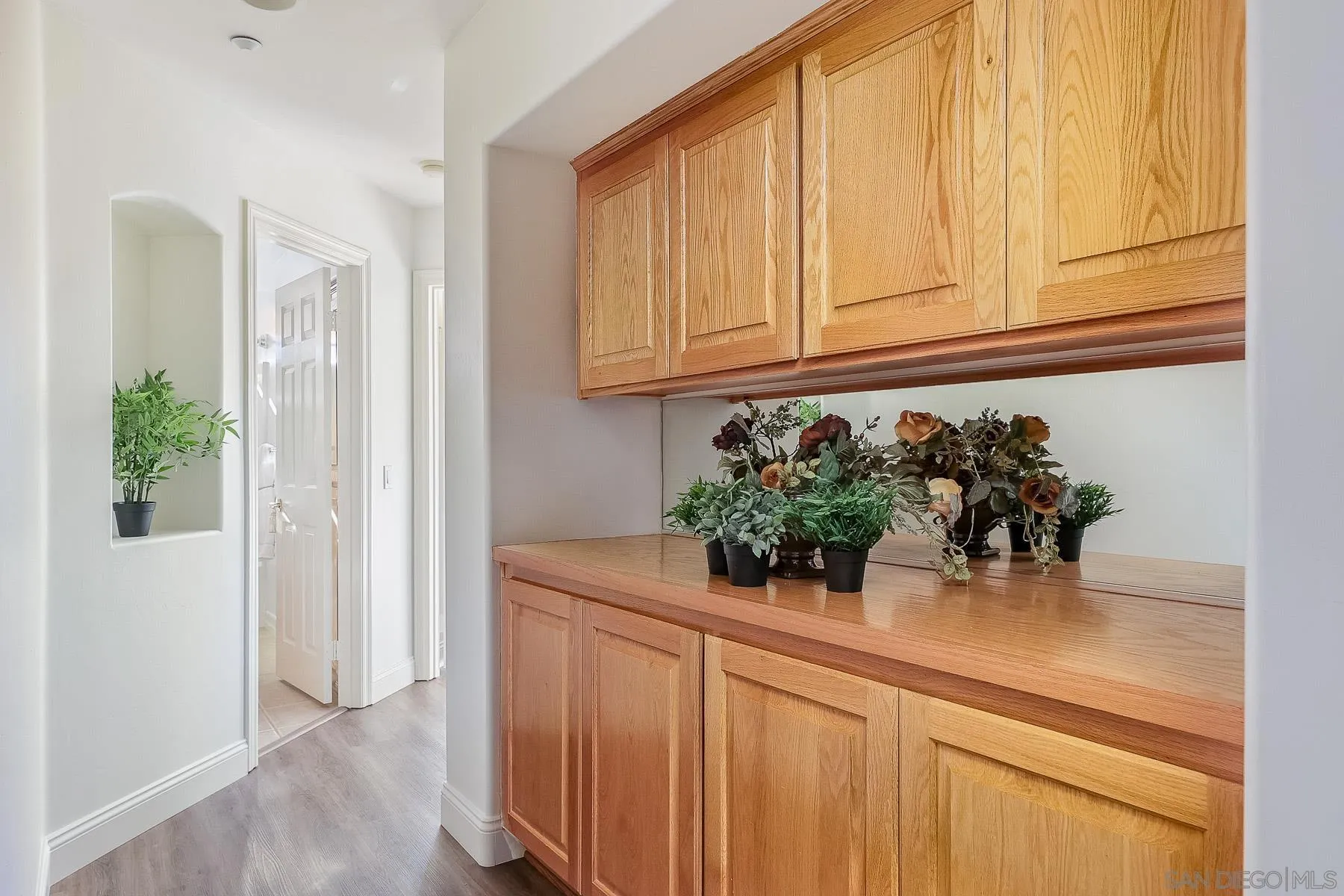 https://cdn.realtyfeed.com/cdn/127/250037046/7f9ab57cf354186e2a26e80ba4e429b2.webp