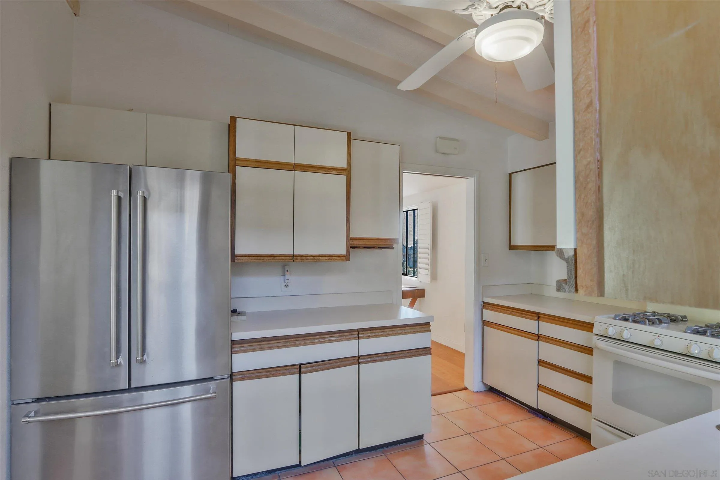 https://cdn.realtyfeed.com/cdn/127/250037047/229592d02a8aeef963ebd1f27adc03a0.webp