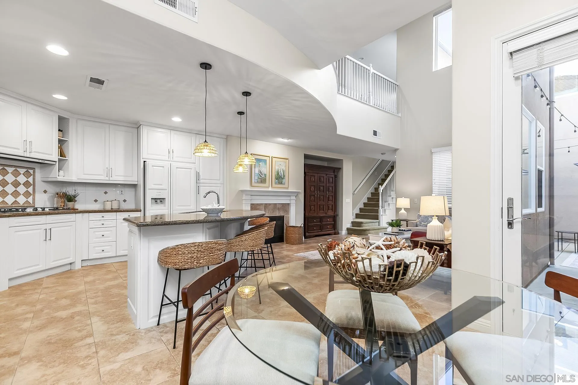 https://cdn.realtyfeed.com/cdn/127/250037051/00a4219b4451dd9b4793d1f6b205a958.webp