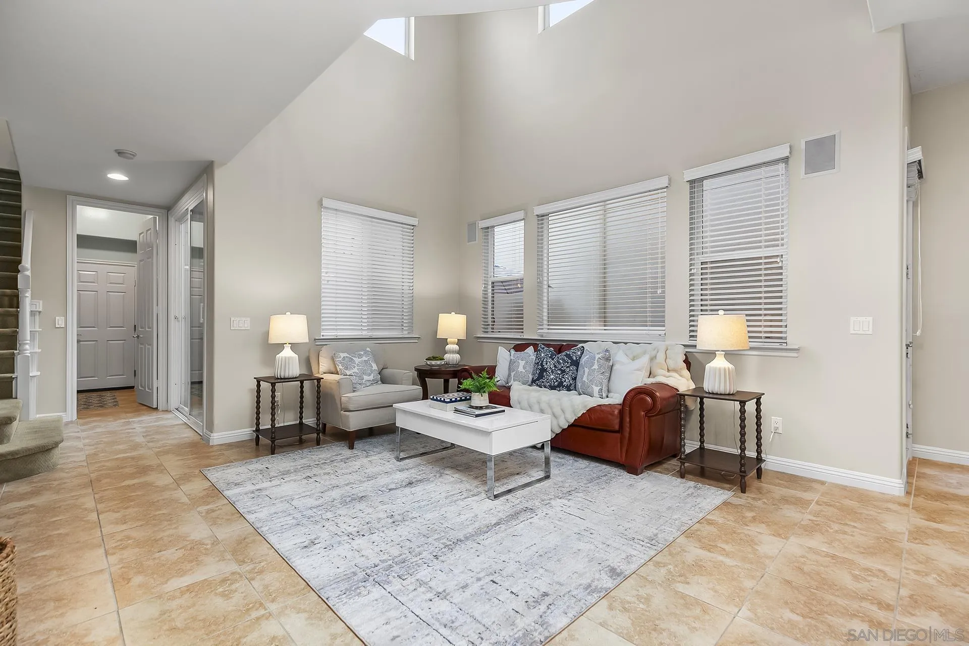 https://cdn.realtyfeed.com/cdn/127/250037051/09feedbd27c8ddb6e4b173842be6285b.webp