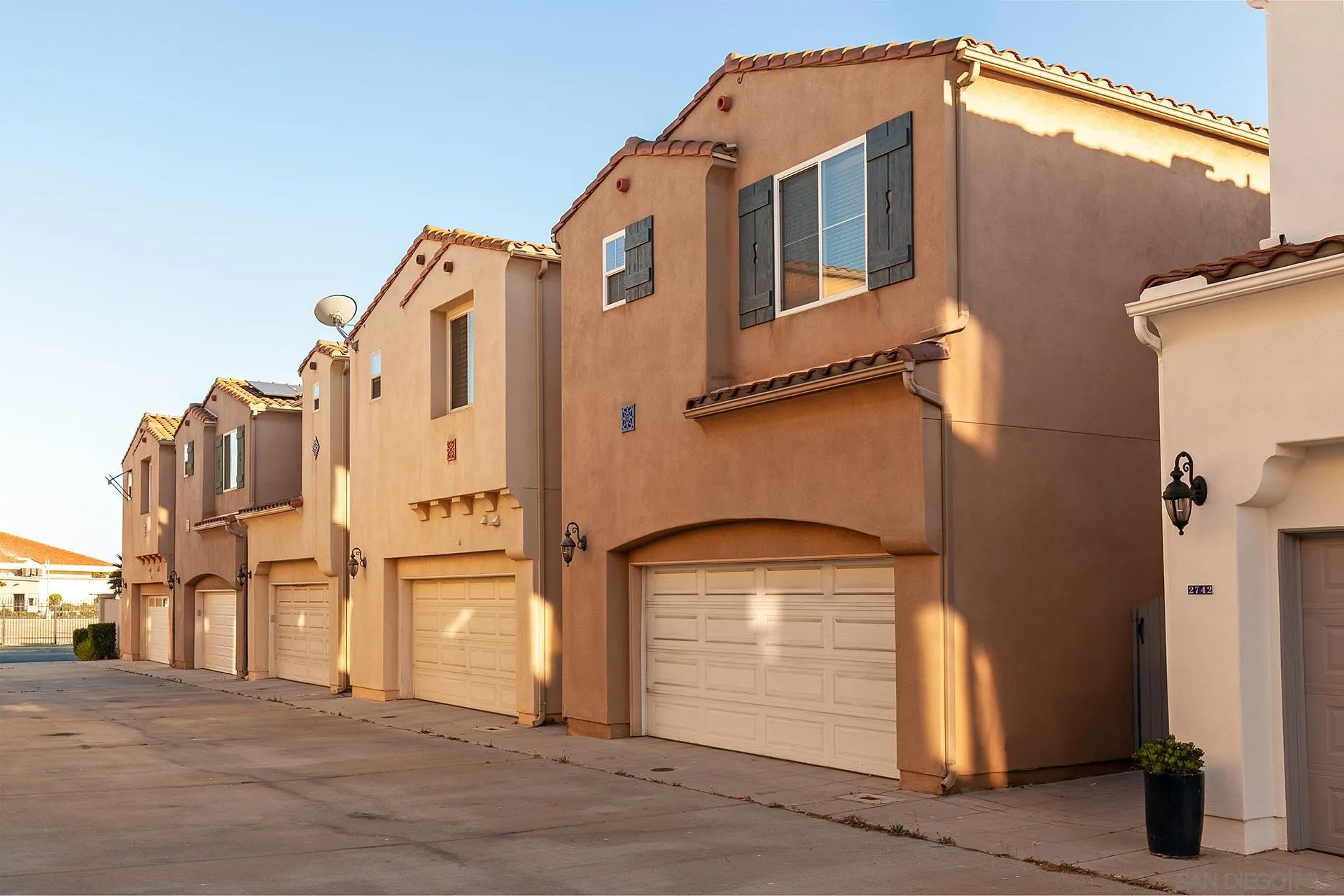 https://cdn.realtyfeed.com/cdn/127/250037051/5b369449fb445a4a4531622d25778566.webp