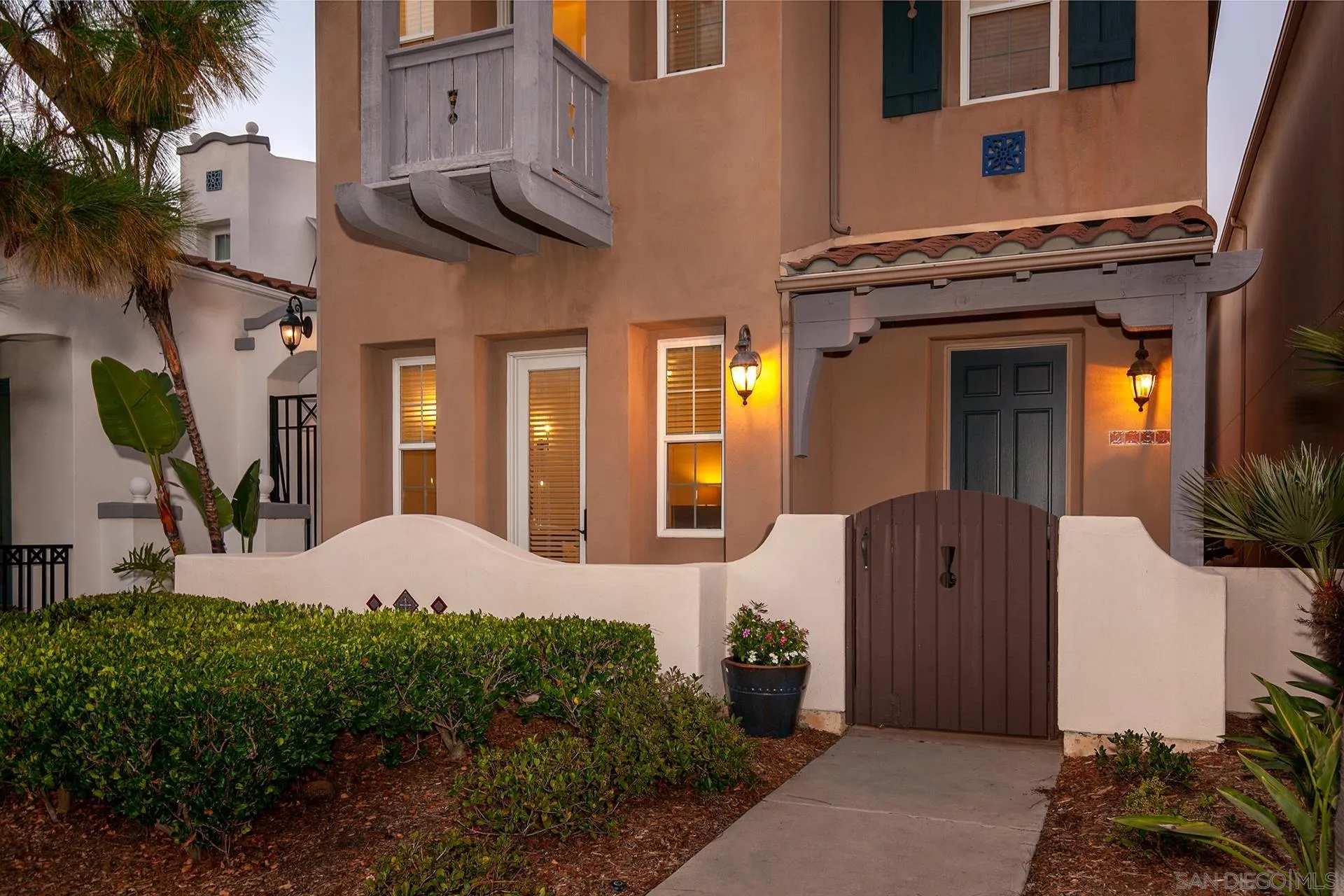 https://cdn.realtyfeed.com/cdn/127/250037051/a186351bb230c31097e241ec22ff0d2d.webp