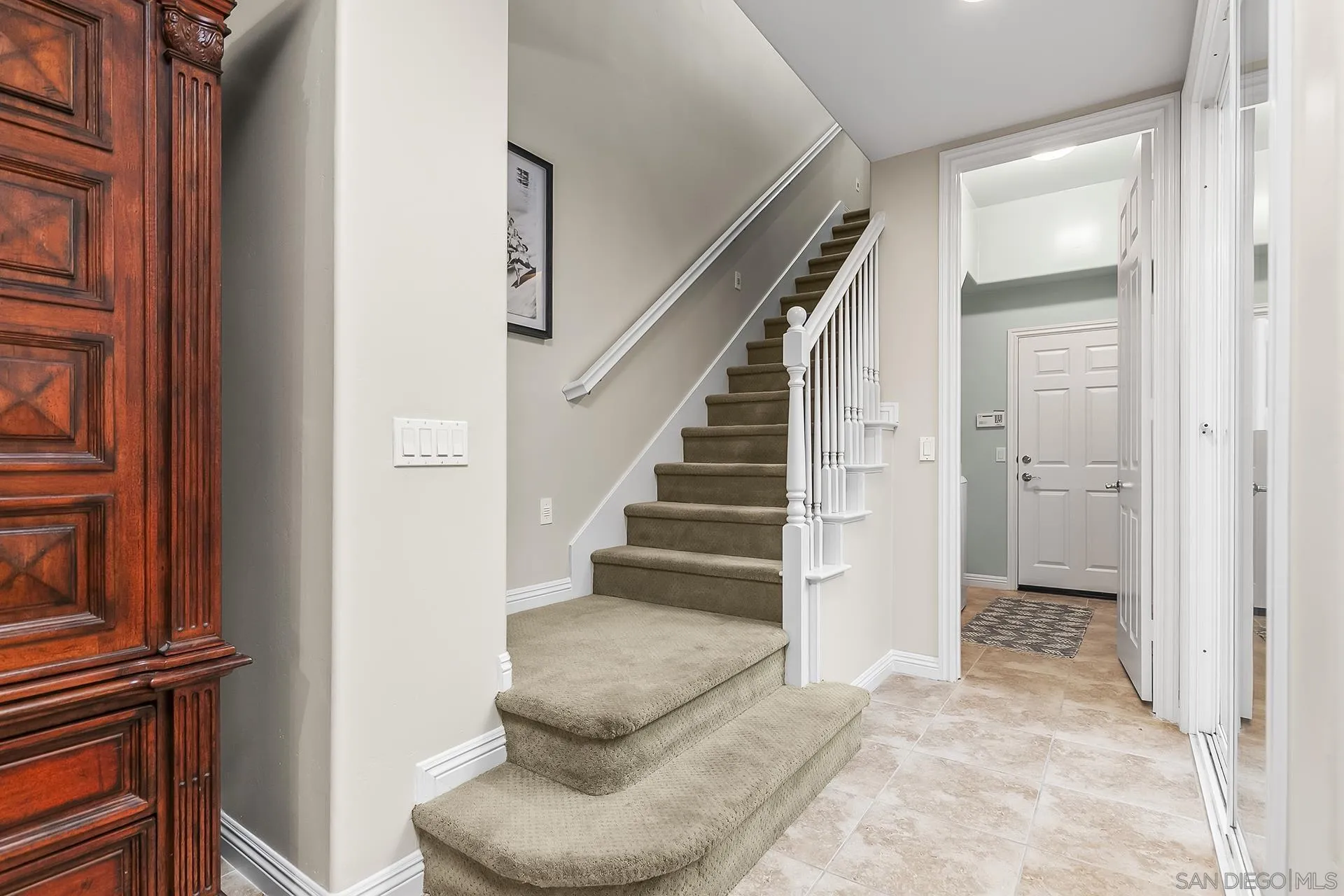 https://cdn.realtyfeed.com/cdn/127/250037051/b1b7dab78e377062779ef71b0796e22b.webp