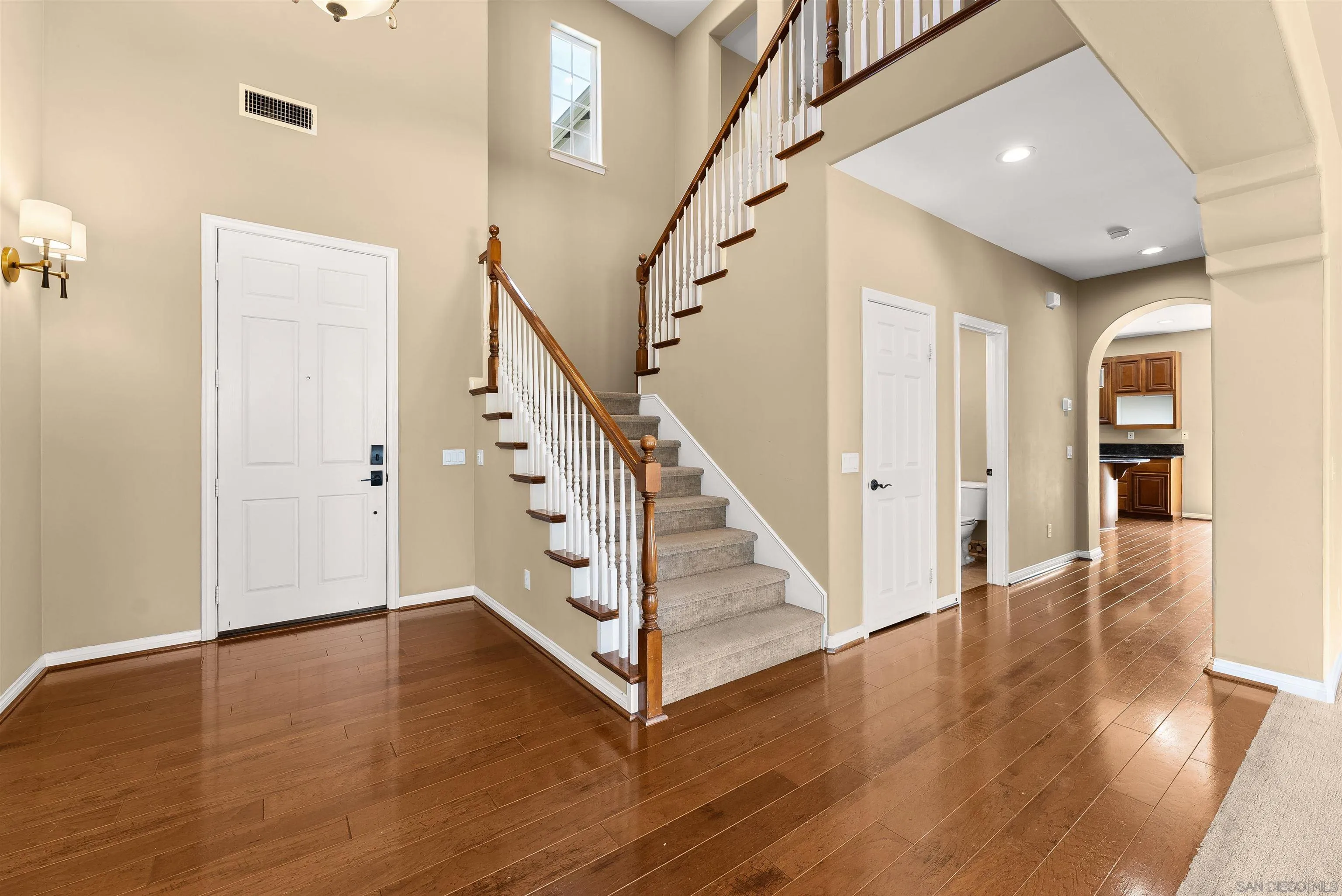 https://cdn.realtyfeed.com/cdn/127/250037053/73c00ce0f79b77a50a688a11ab0ed530.webp
