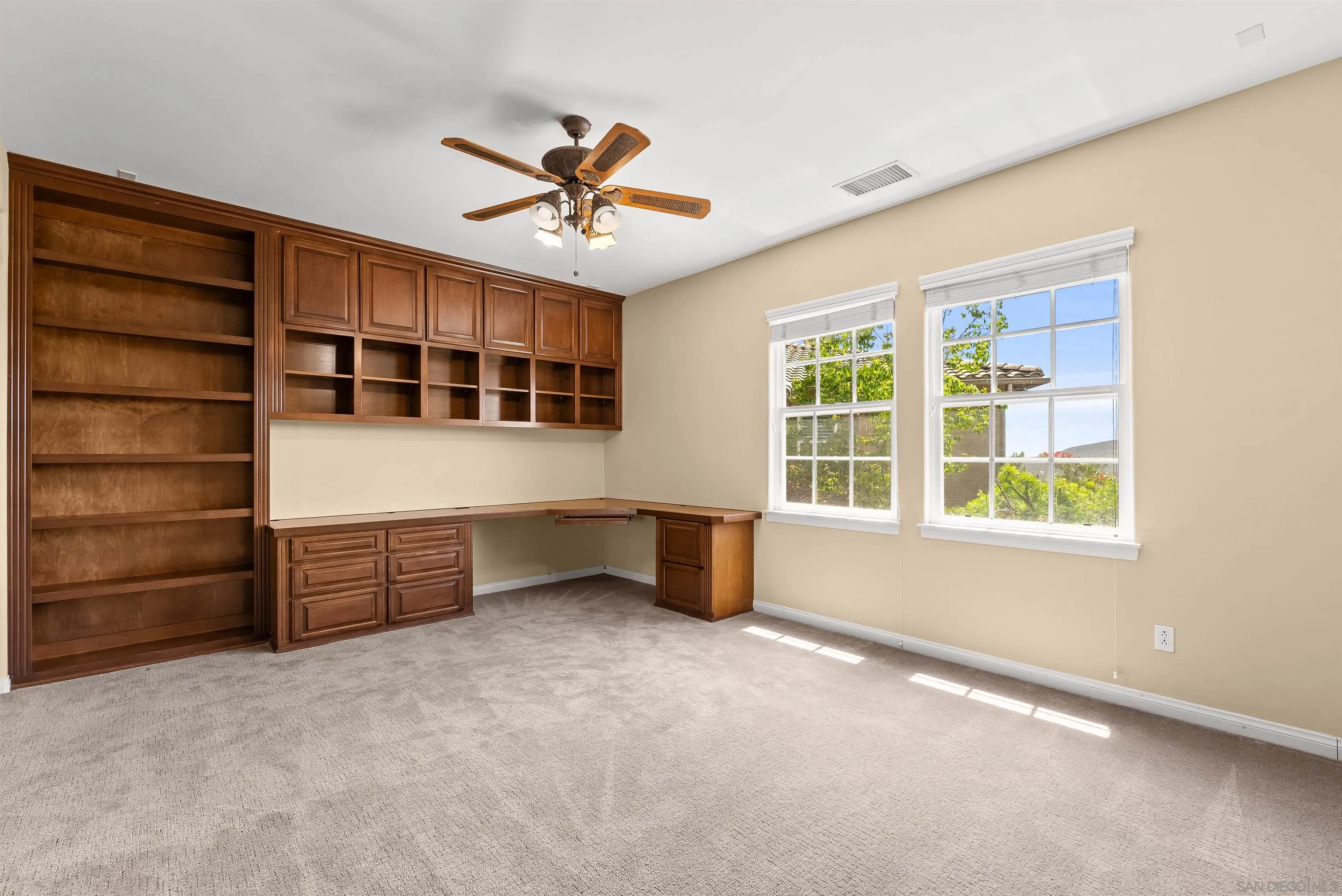 https://cdn.realtyfeed.com/cdn/127/250037053/a8c651b20c8af0761928f7a6e825bb3a.webp