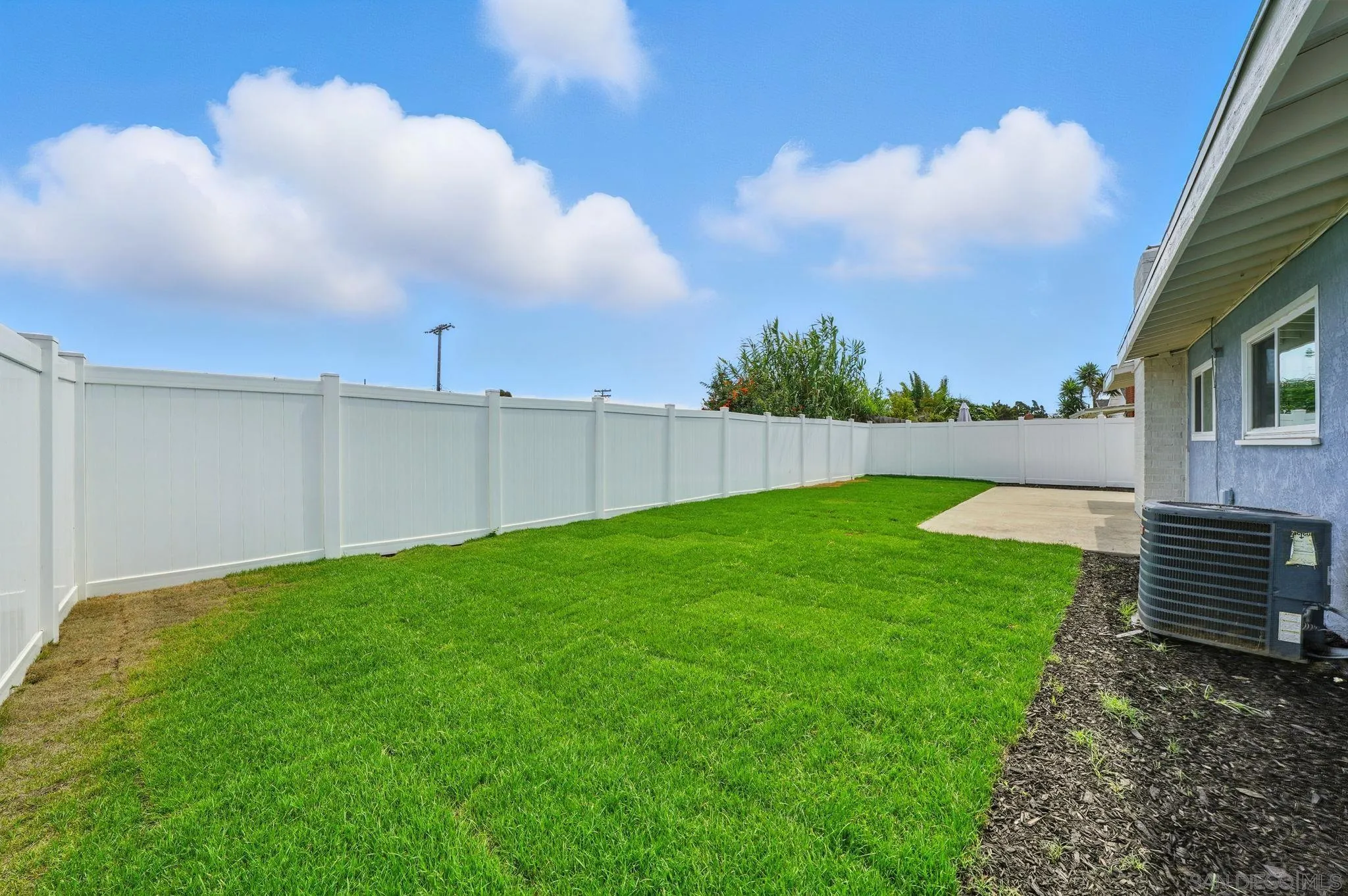 https://cdn.realtyfeed.com/cdn/127/250037054/d5e49d2e9dcc0fd9bc9f6fdc947ebf73.webp