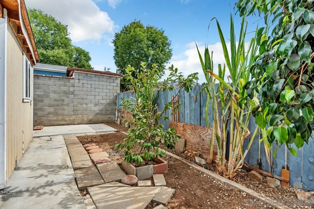 https://cdn.realtyfeed.com/cdn/127/250037056/b37ac80242dc673784b56bfc57e8cca7.webp
