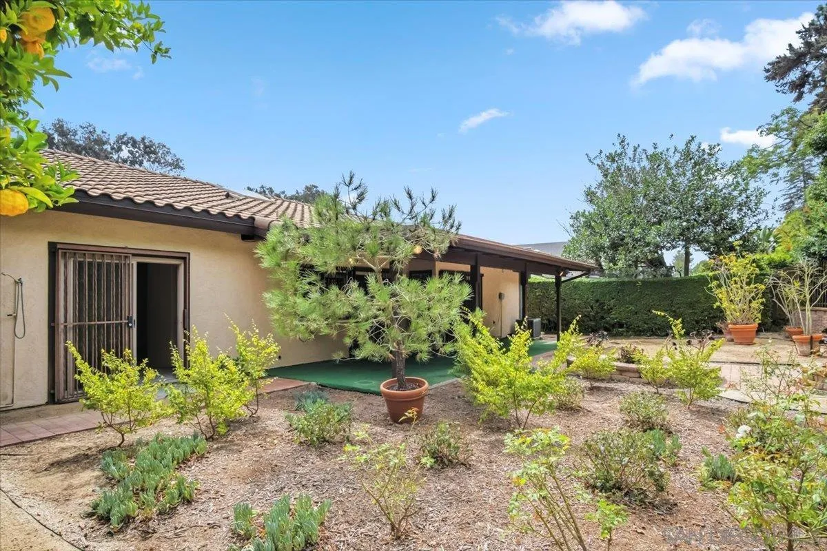 https://cdn.realtyfeed.com/cdn/127/250037057/5db4f52dafd877d6263b879c2fe4e3ce.webp