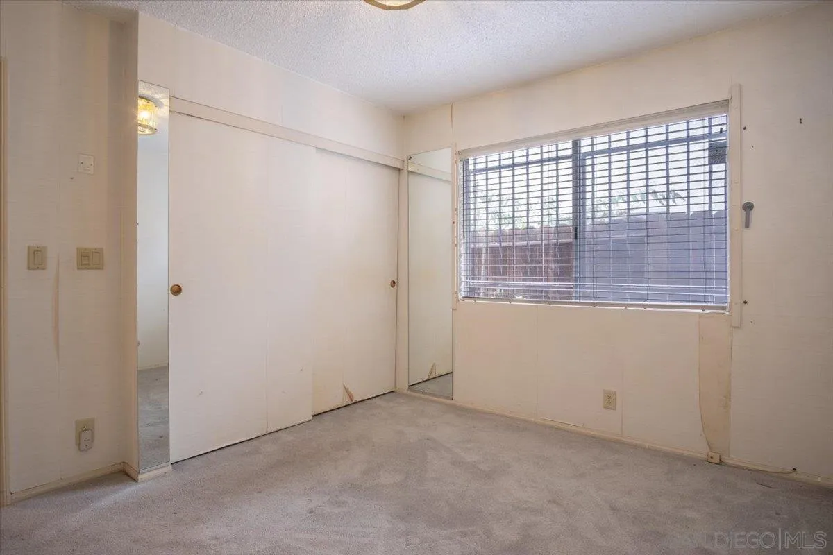 https://cdn.realtyfeed.com/cdn/127/250037057/c9aa0ff04936ee6d250a2ec537d3fd75.webp