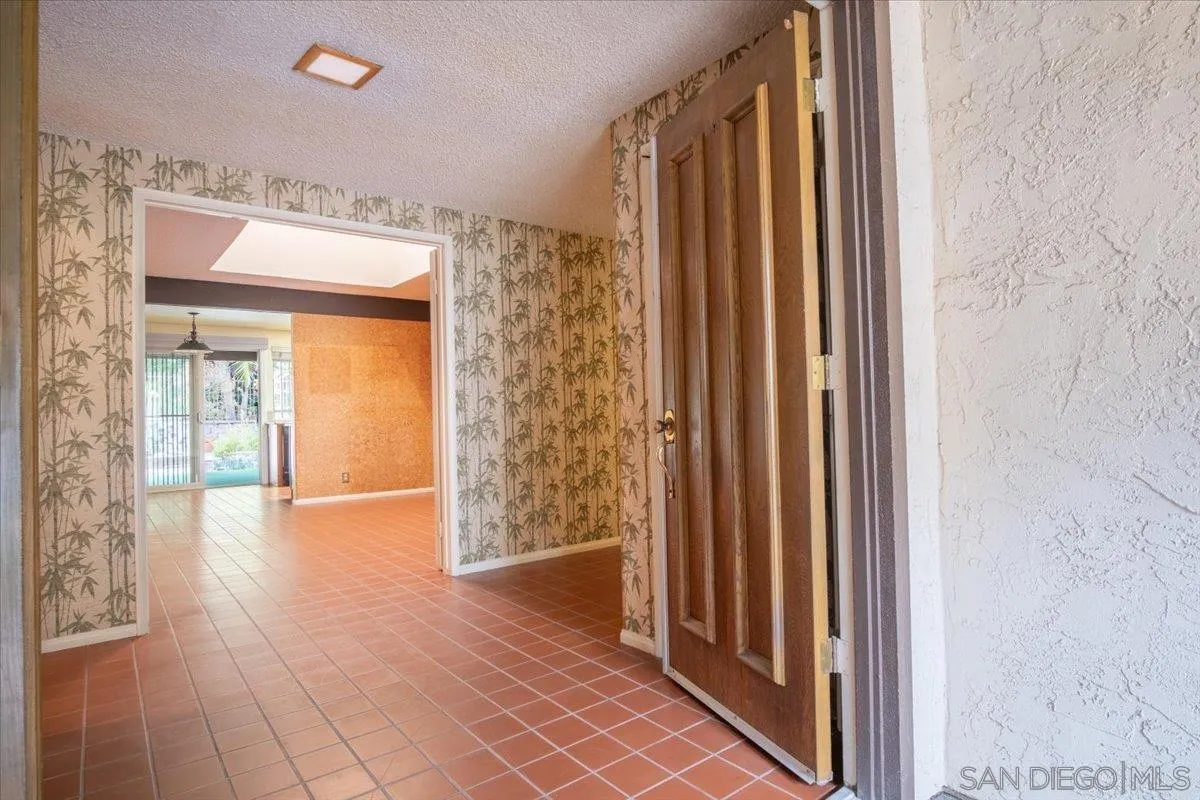 https://cdn.realtyfeed.com/cdn/127/250037057/ca2fe1fa05d344c491db0326e5976648.webp