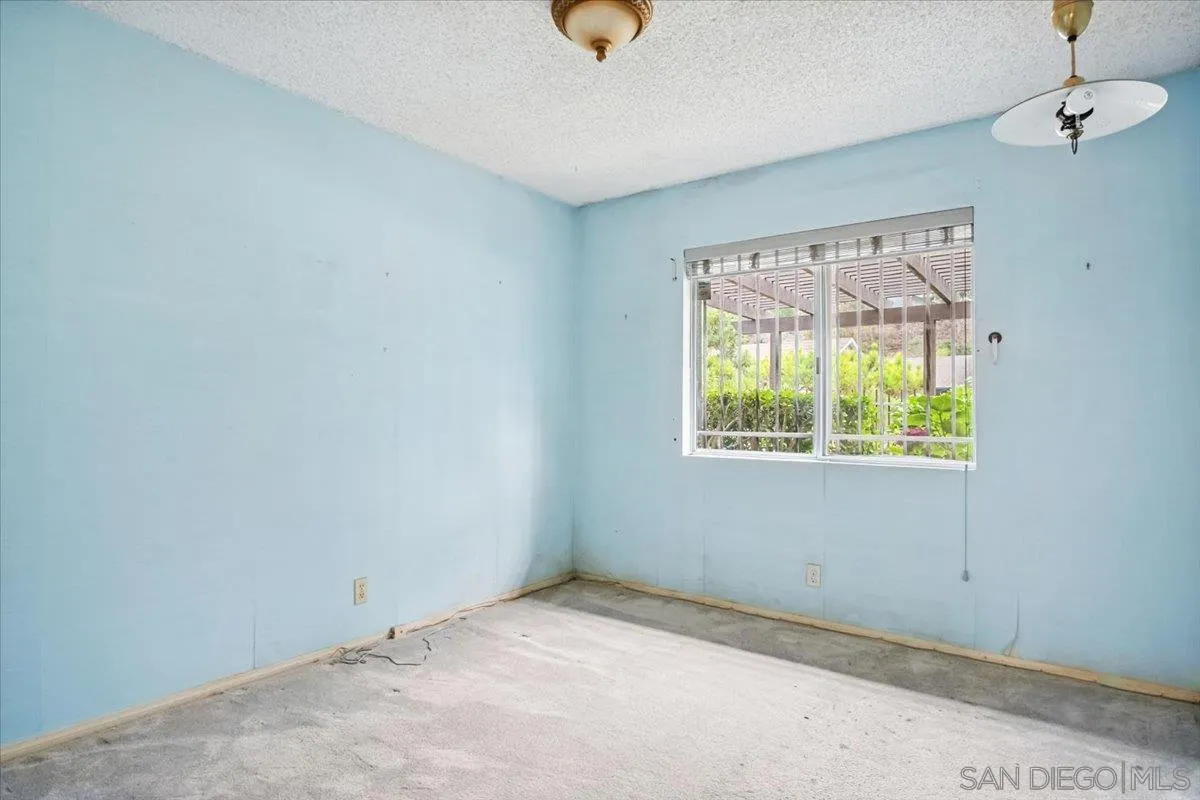 https://cdn.realtyfeed.com/cdn/127/250037057/fbb621cca0846f8c645be13defa13d3f.webp
