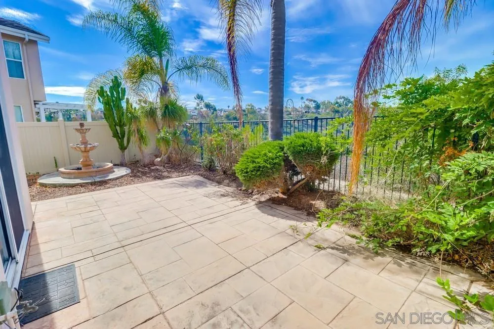 https://cdn.realtyfeed.com/cdn/127/250037058/87cea7bc736de869afe1e85c3dc98fe0.webp