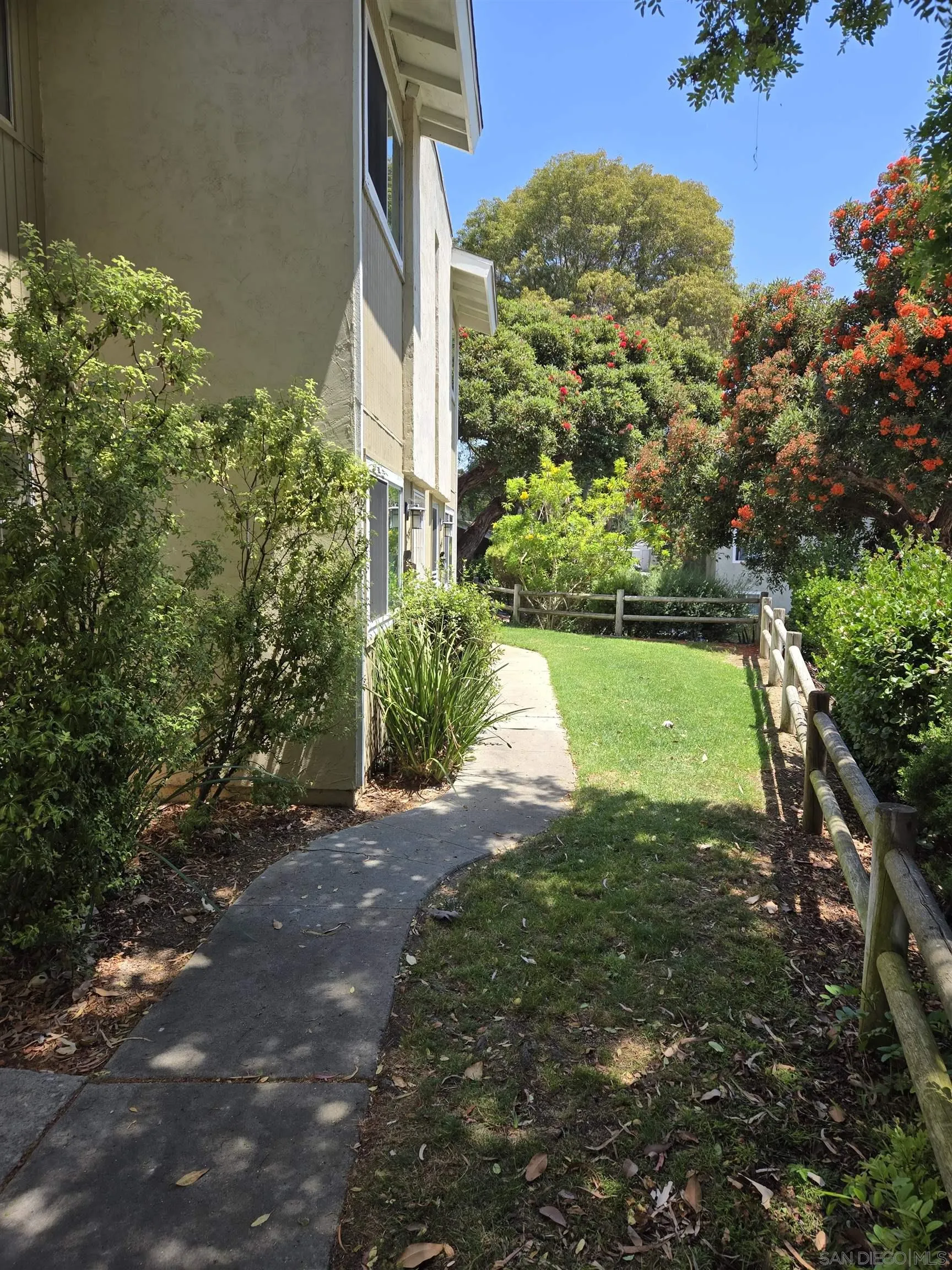 https://cdn.realtyfeed.com/cdn/127/250037059/9c576976d71bda4ebeb03707699aeab3.webp