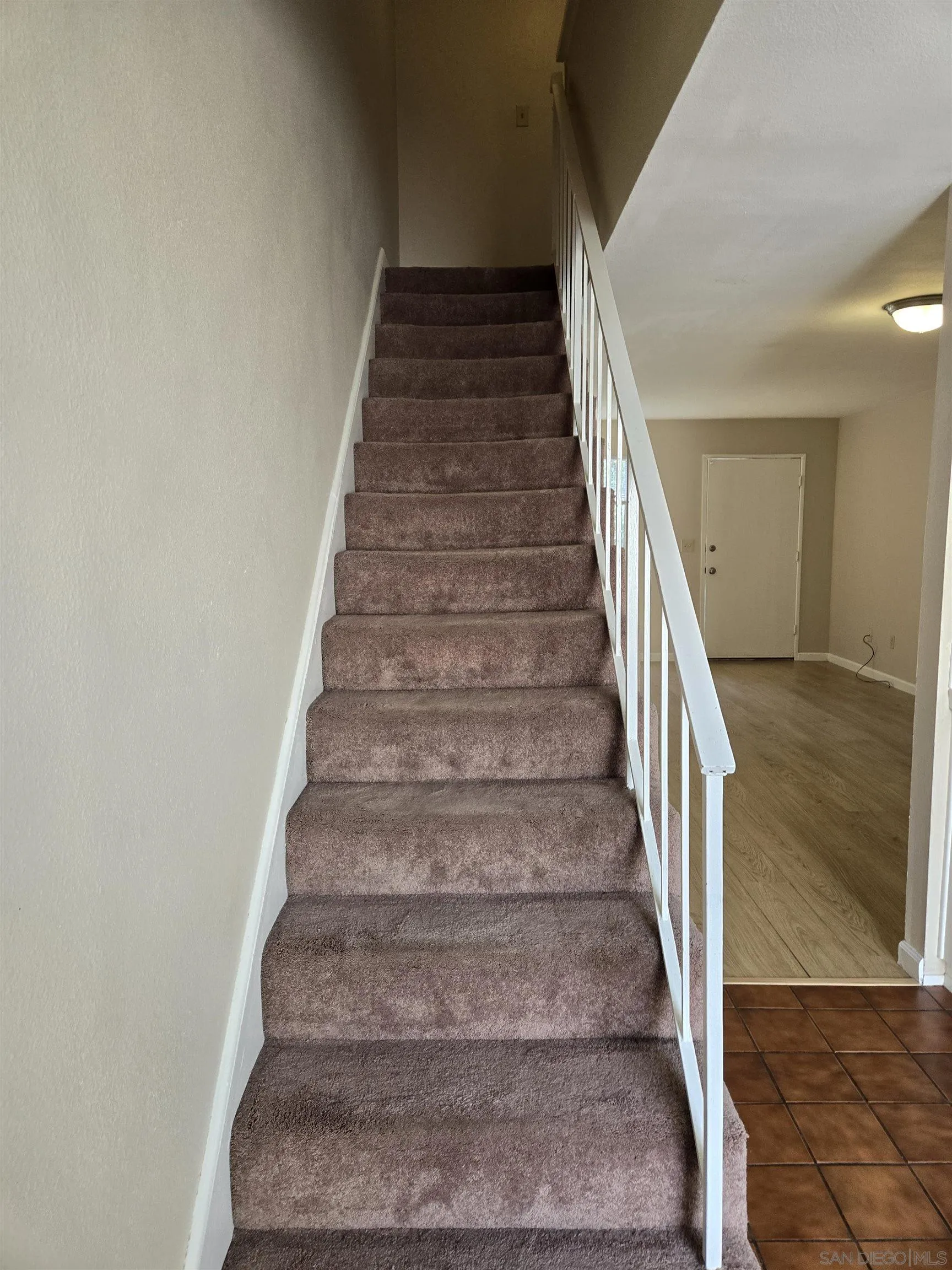 https://cdn.realtyfeed.com/cdn/127/250037059/ef11e85e06a99ae49f14629739f73eb0.webp