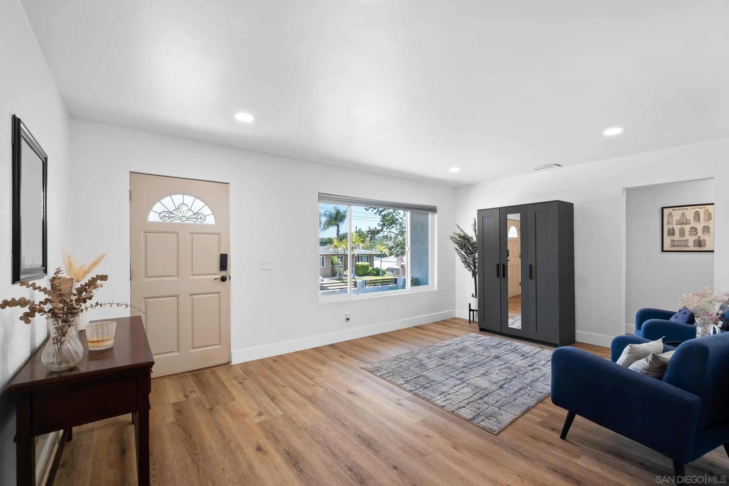 https://cdn.realtyfeed.com/cdn/127/250037062/72d0c8076126e929b46d07c9b7ed4545.webp