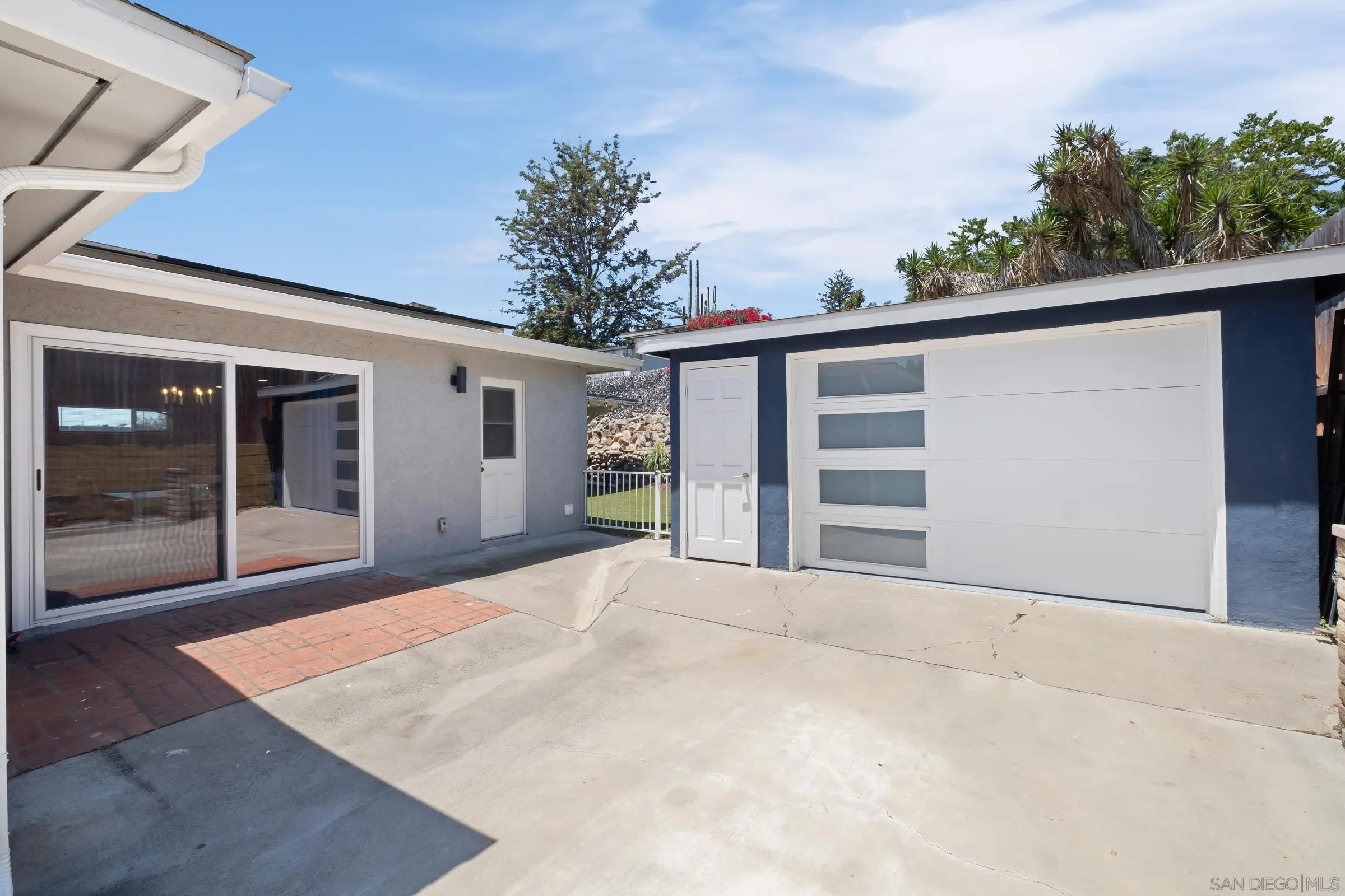 https://cdn.realtyfeed.com/cdn/127/250037062/7b399cc9356c44e7ff6dd8e5efa7f216.webp