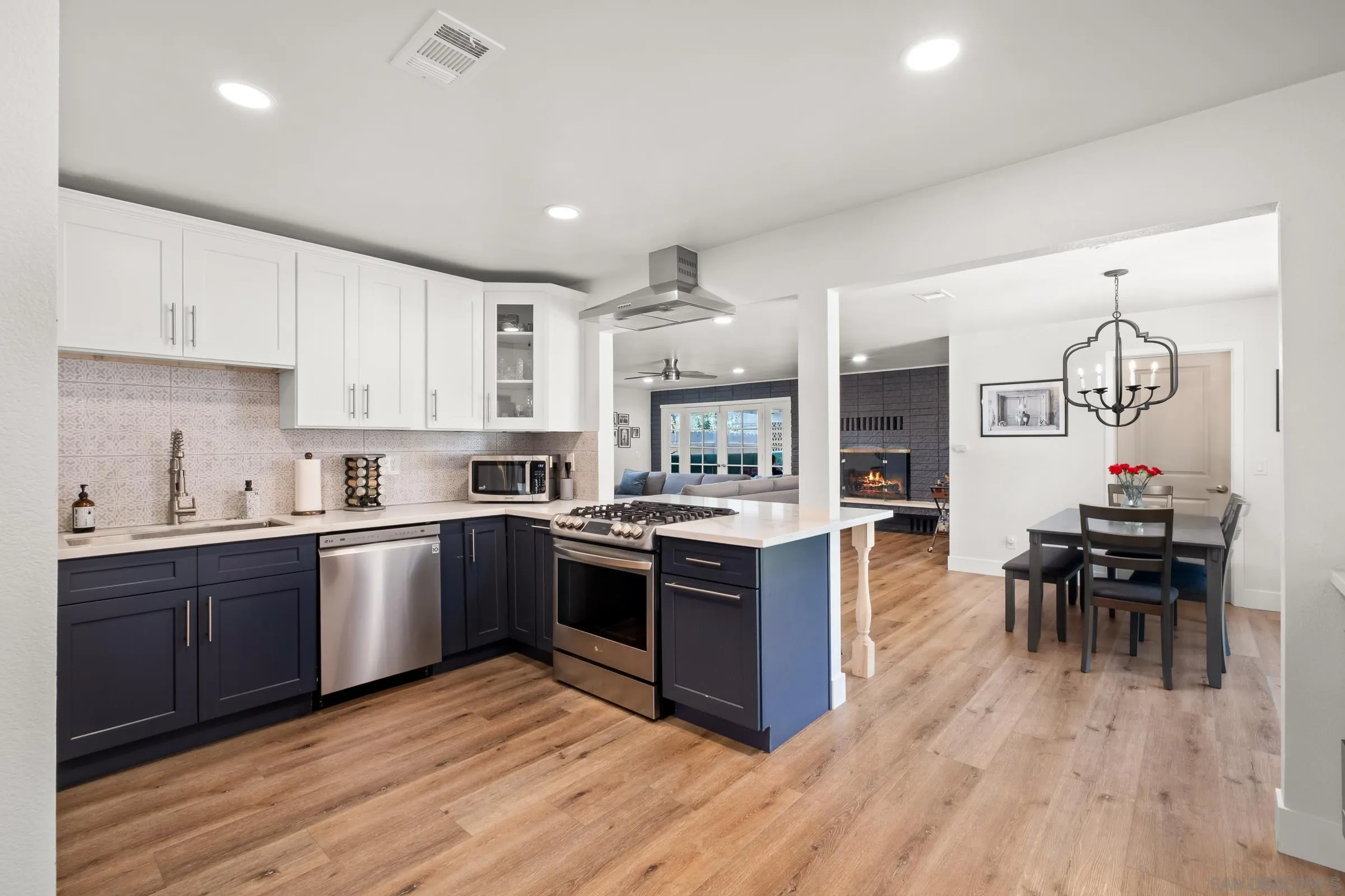 https://cdn.realtyfeed.com/cdn/127/250037062/d6368df00ccc76b5422bd11705797a9f.webp