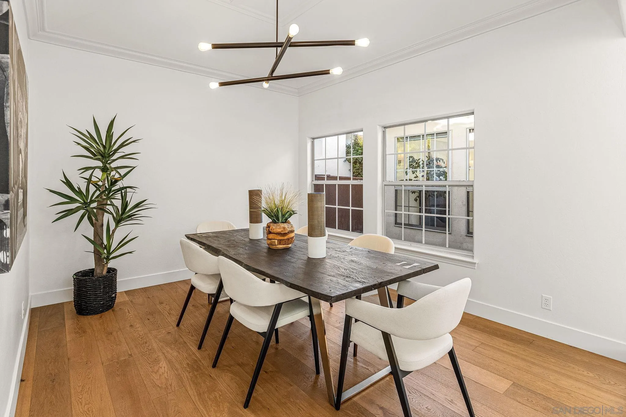 https://cdn.realtyfeed.com/cdn/127/250037064/4c47887053dd7d93a43867f7da745e25.webp