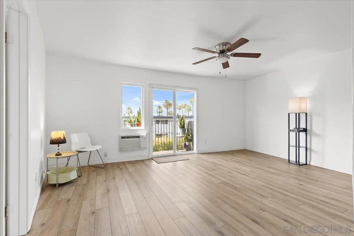 https://cdn.realtyfeed.com/cdn/127/250037067/37b629cc8e647085613aeda142036b09.webp