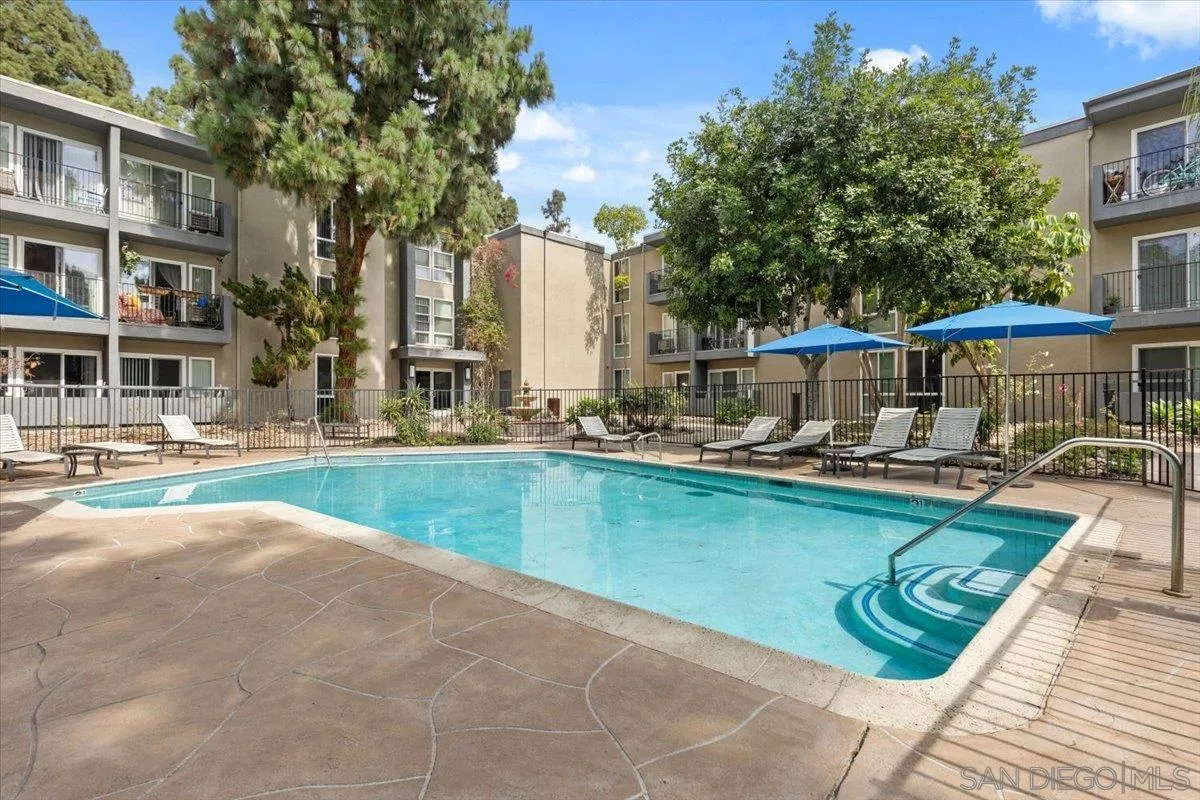 https://cdn.realtyfeed.com/cdn/127/250037067/a77542b8b69002677262e313b494d7bc.webp