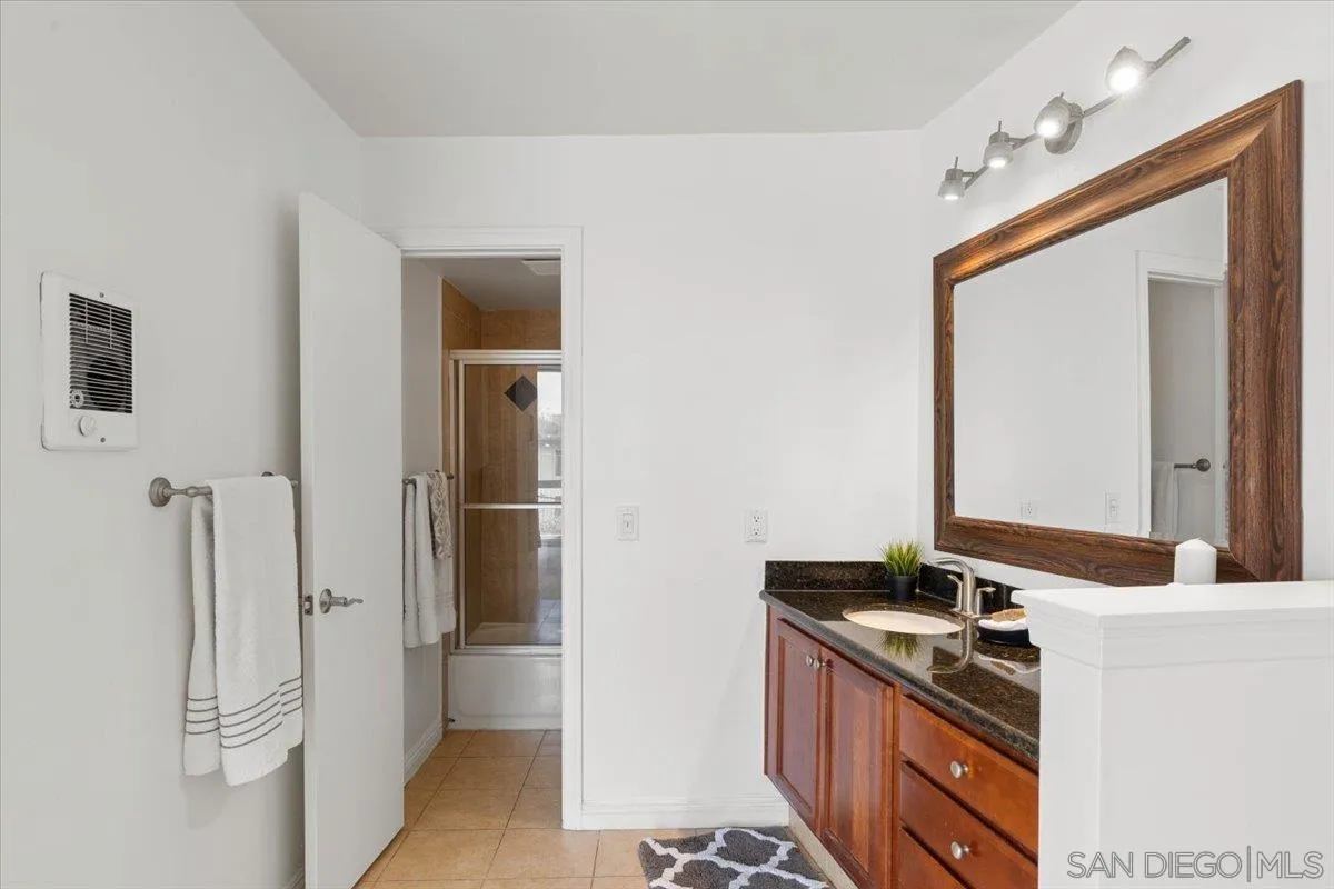 https://cdn.realtyfeed.com/cdn/127/250037067/c966511b8cb9db0c237ade29dc685a5f.webp