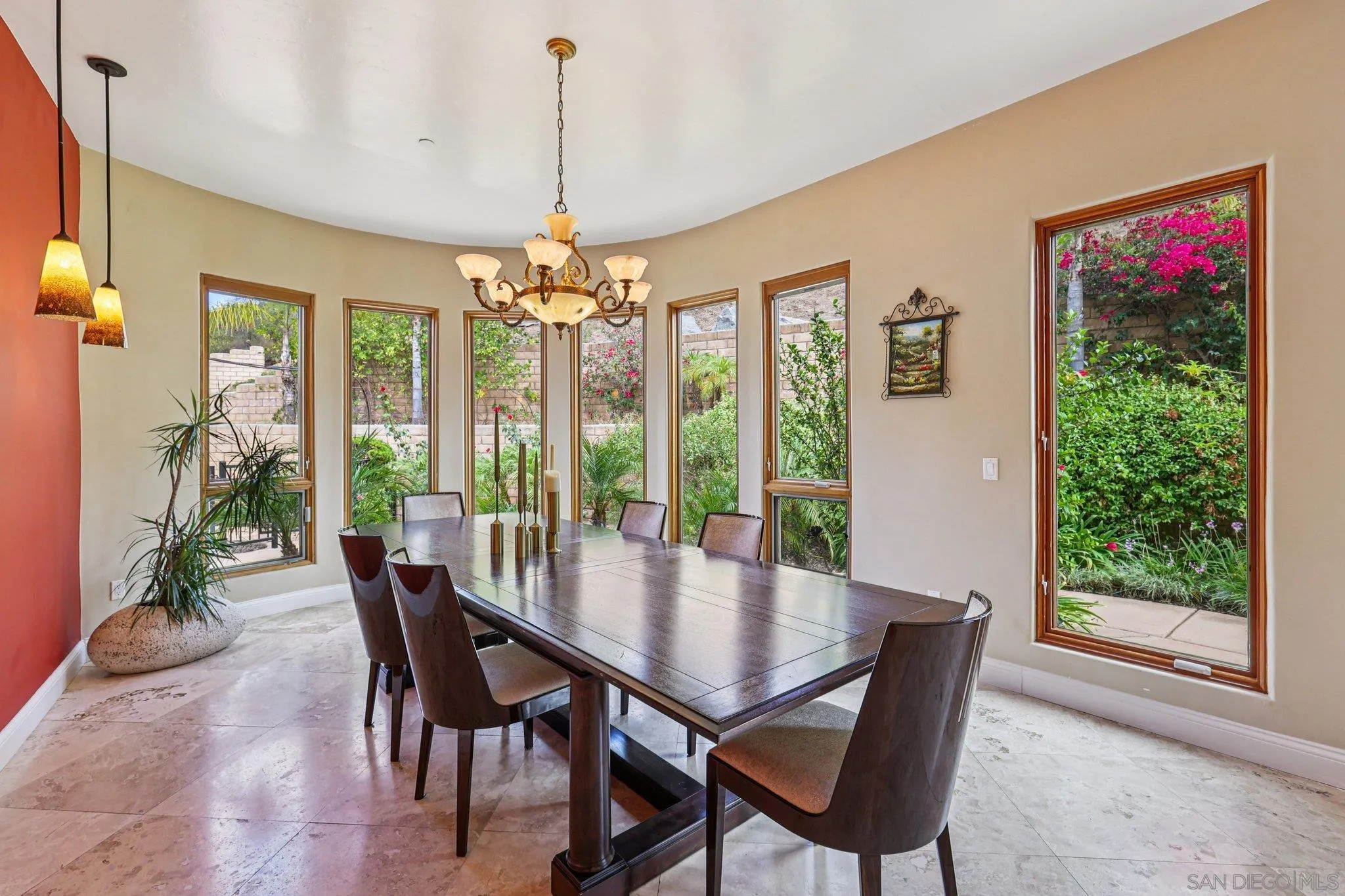 https://cdn.realtyfeed.com/cdn/127/250037070/45283a2b8bbd389c4a992ef7a6a5db1d.webp
