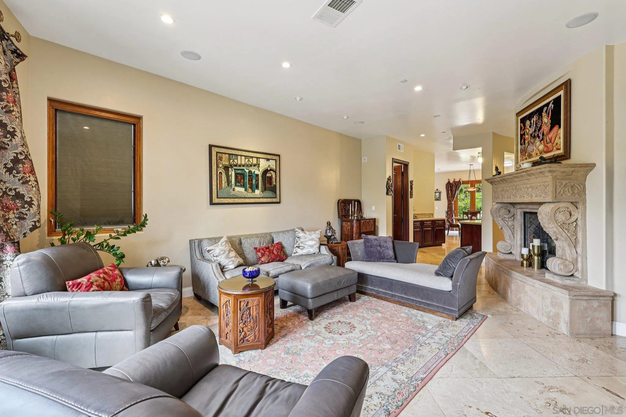 https://cdn.realtyfeed.com/cdn/127/250037070/5aa47f2a29228f732f84632c7f945360.webp