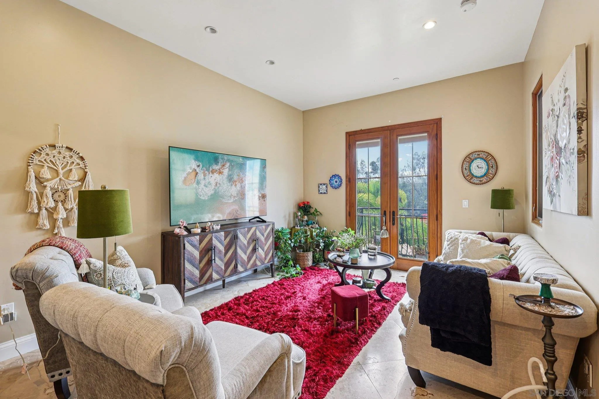 https://cdn.realtyfeed.com/cdn/127/250037070/d0c7d0d5e8b718bfbb07c6d38d4e1c7f.webp