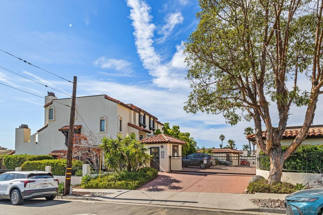 https://cdn.realtyfeed.com/cdn/127/250037076/49171a42e0073f25b568153922c9cd14.webp