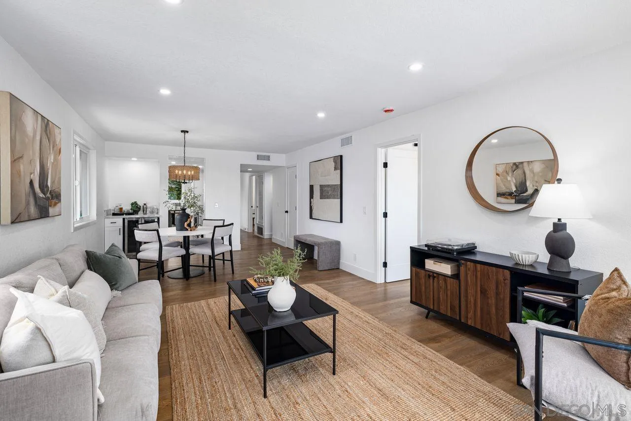 https://cdn.realtyfeed.com/cdn/127/250037076/a8d6400e393bed4a2f9ea6a7682efb53.webp