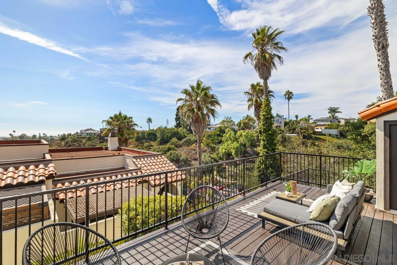https://cdn.realtyfeed.com/cdn/127/250037076/b48c746259584d2fda866a16f2332f78.webp