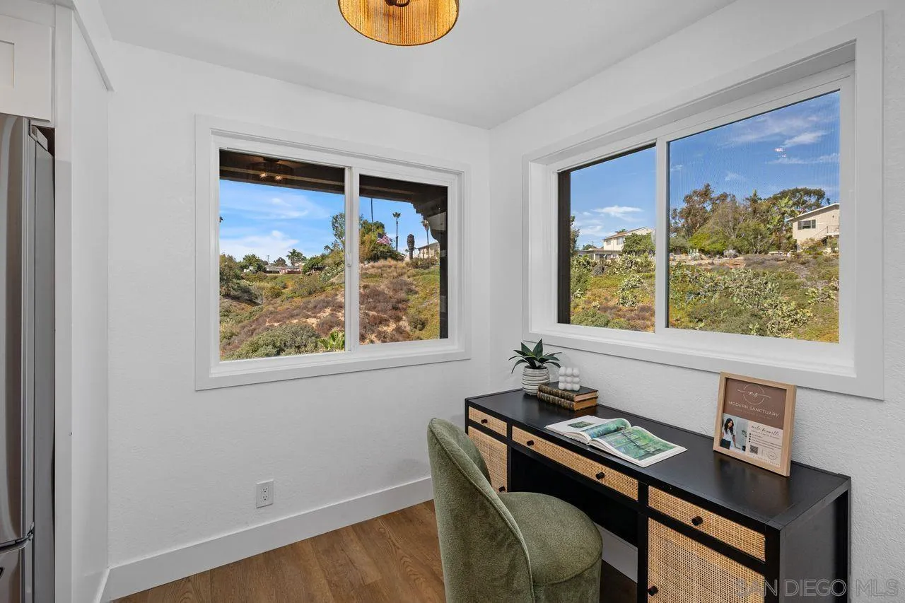 https://cdn.realtyfeed.com/cdn/127/250037076/f7f6d48cac7ba0dc8df536f3659b8dc2.webp