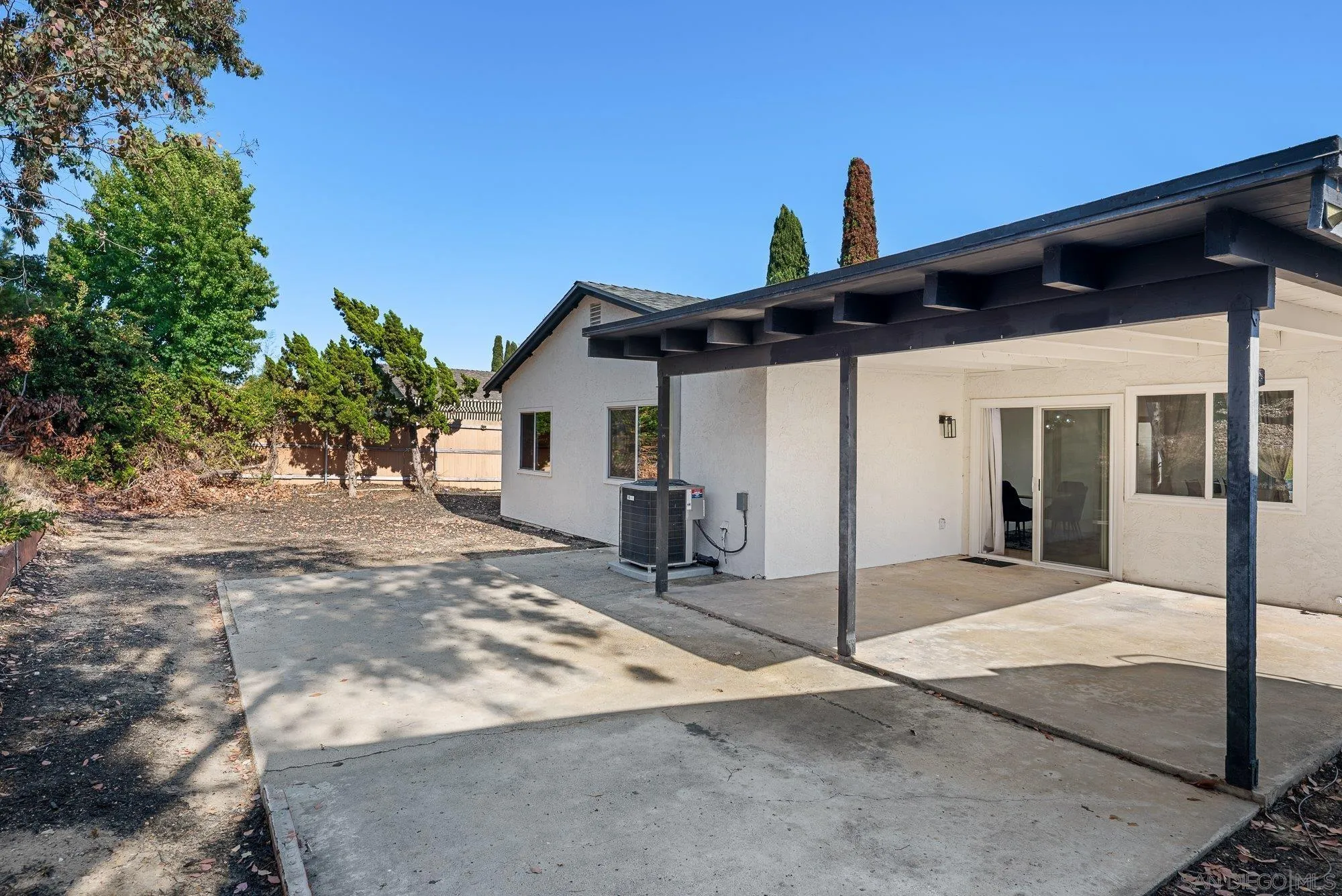https://cdn.realtyfeed.com/cdn/127/250037077/e3bbe75f8e44400b58546ddd72f05b12.webp