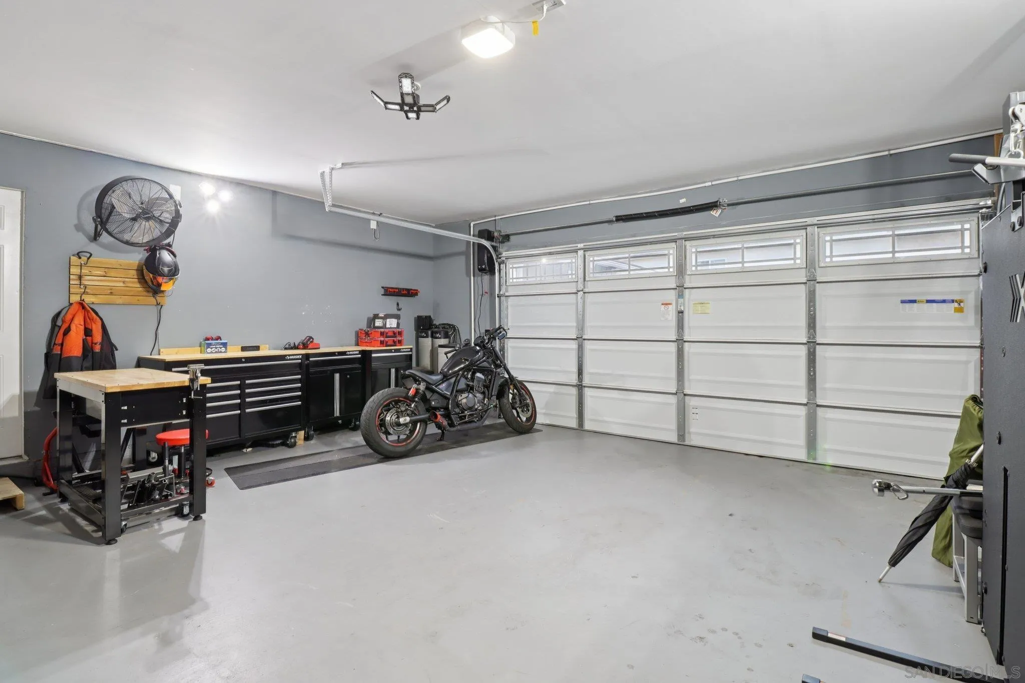 https://cdn.realtyfeed.com/cdn/127/250037082/08529b823afb00ab2af89b7dba66f69d.webp
