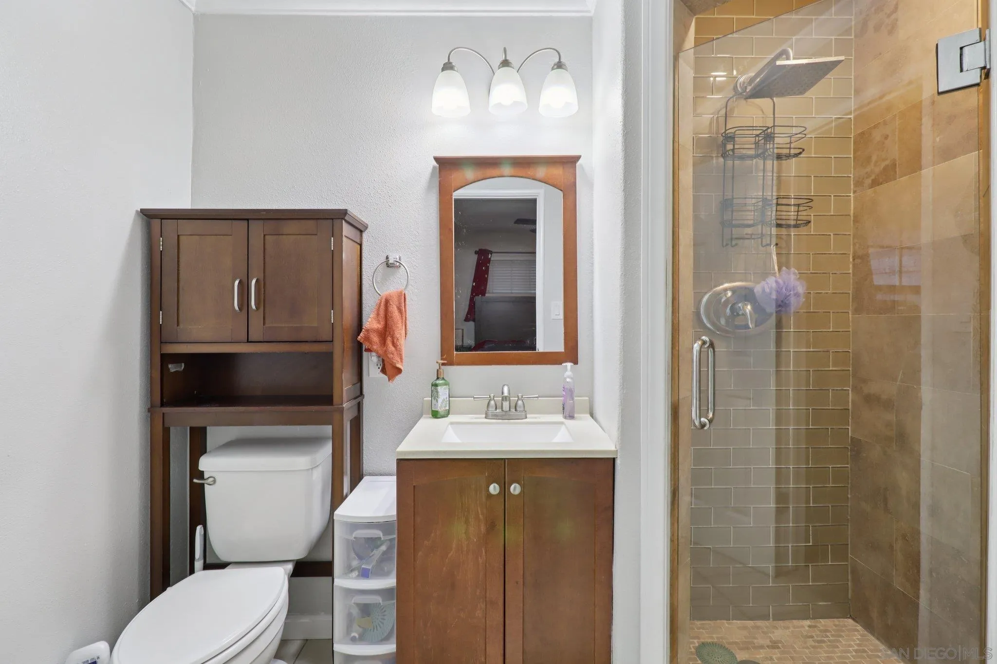 https://cdn.realtyfeed.com/cdn/127/250037082/2b88cc96e1f6f319f636e6b5718bb534.webp