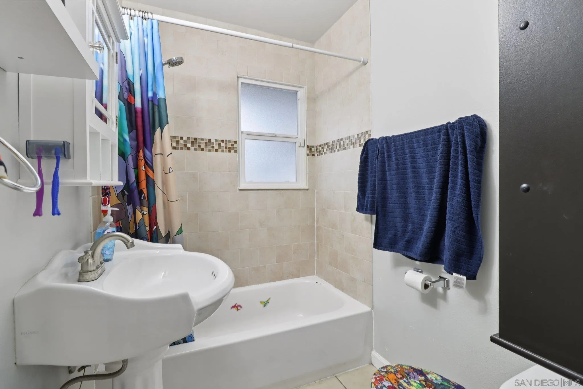 https://cdn.realtyfeed.com/cdn/127/250037082/4567e1c4797cf133a3b0d08ff0027d89.webp