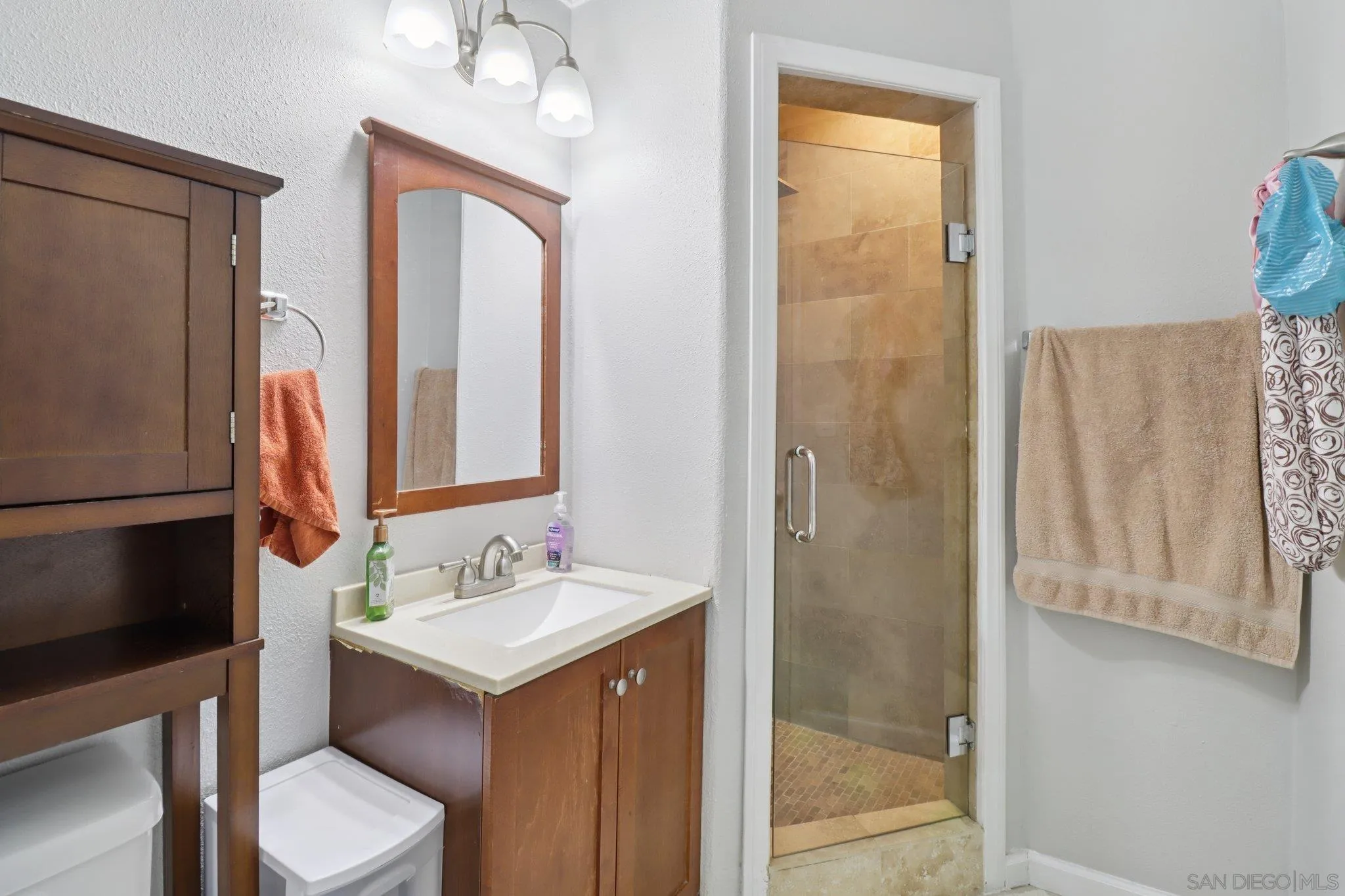 https://cdn.realtyfeed.com/cdn/127/250037082/5994882db31497acb3ff9dbe8c387ae6.webp