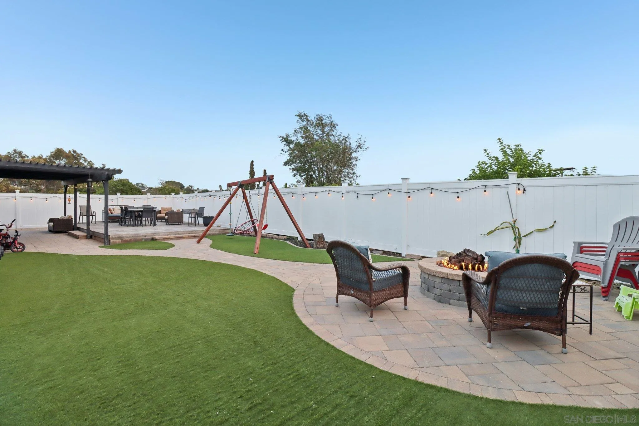 https://cdn.realtyfeed.com/cdn/127/250037082/7d579df12fdb7592d6779b4ad4a6dc28.webp