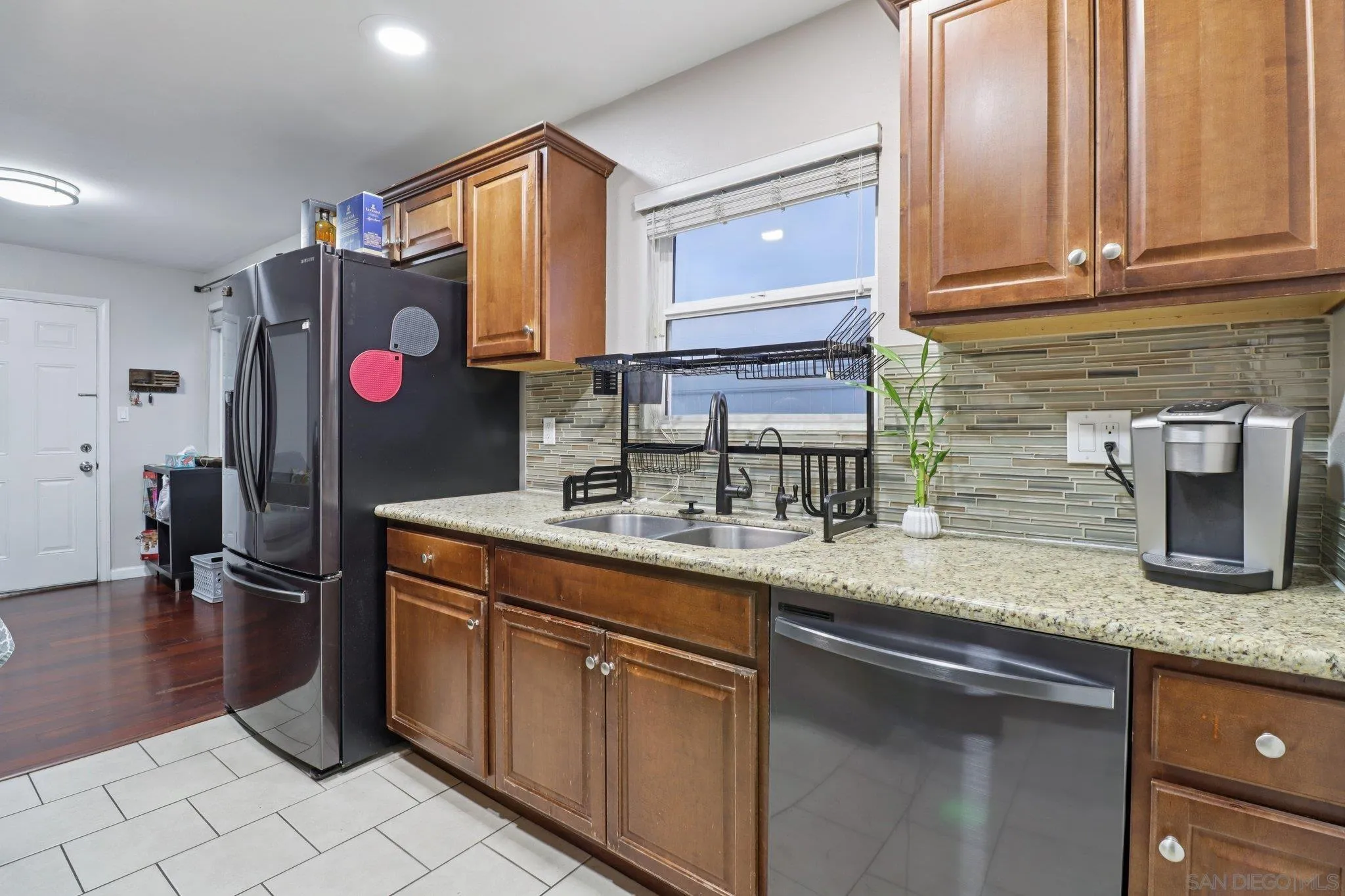 https://cdn.realtyfeed.com/cdn/127/250037082/9aa13163db5fc1ff835503e8972e2768.webp
