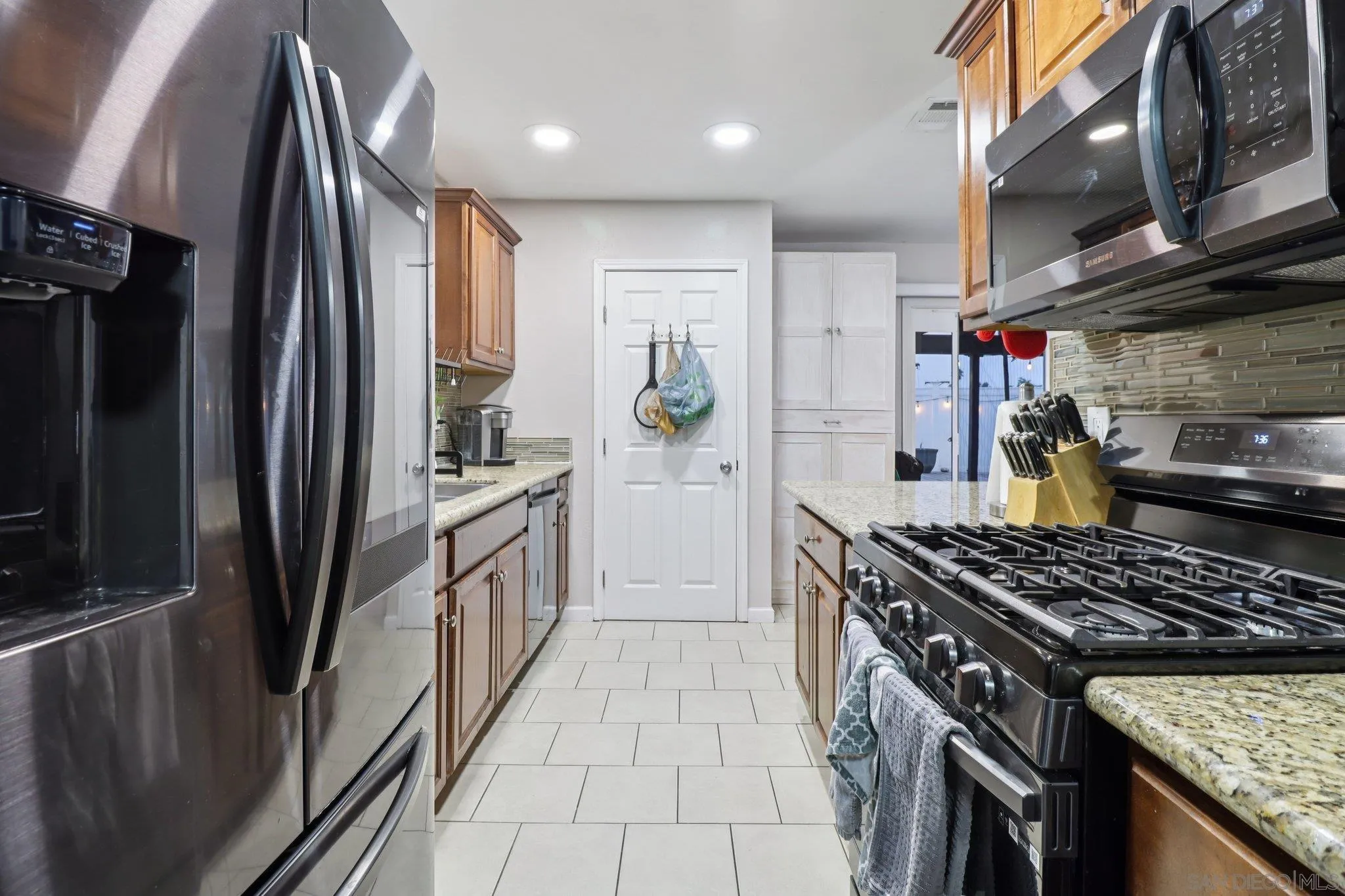 https://cdn.realtyfeed.com/cdn/127/250037082/e3a7f255b150d5c1ef76f7d7fe9de0da.webp