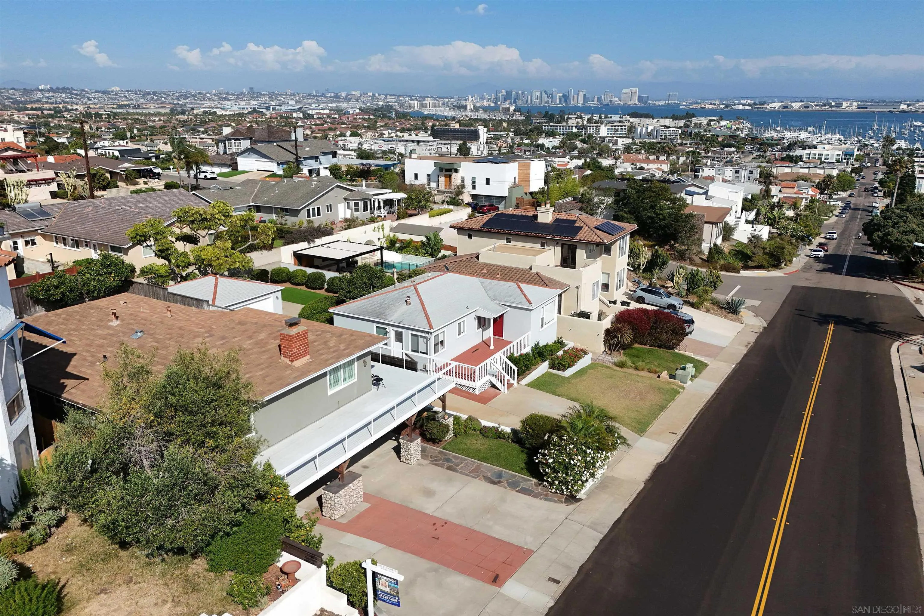 https://cdn.realtyfeed.com/cdn/127/250037083/029291e2694679fba1f4c384b7fe8263.webp