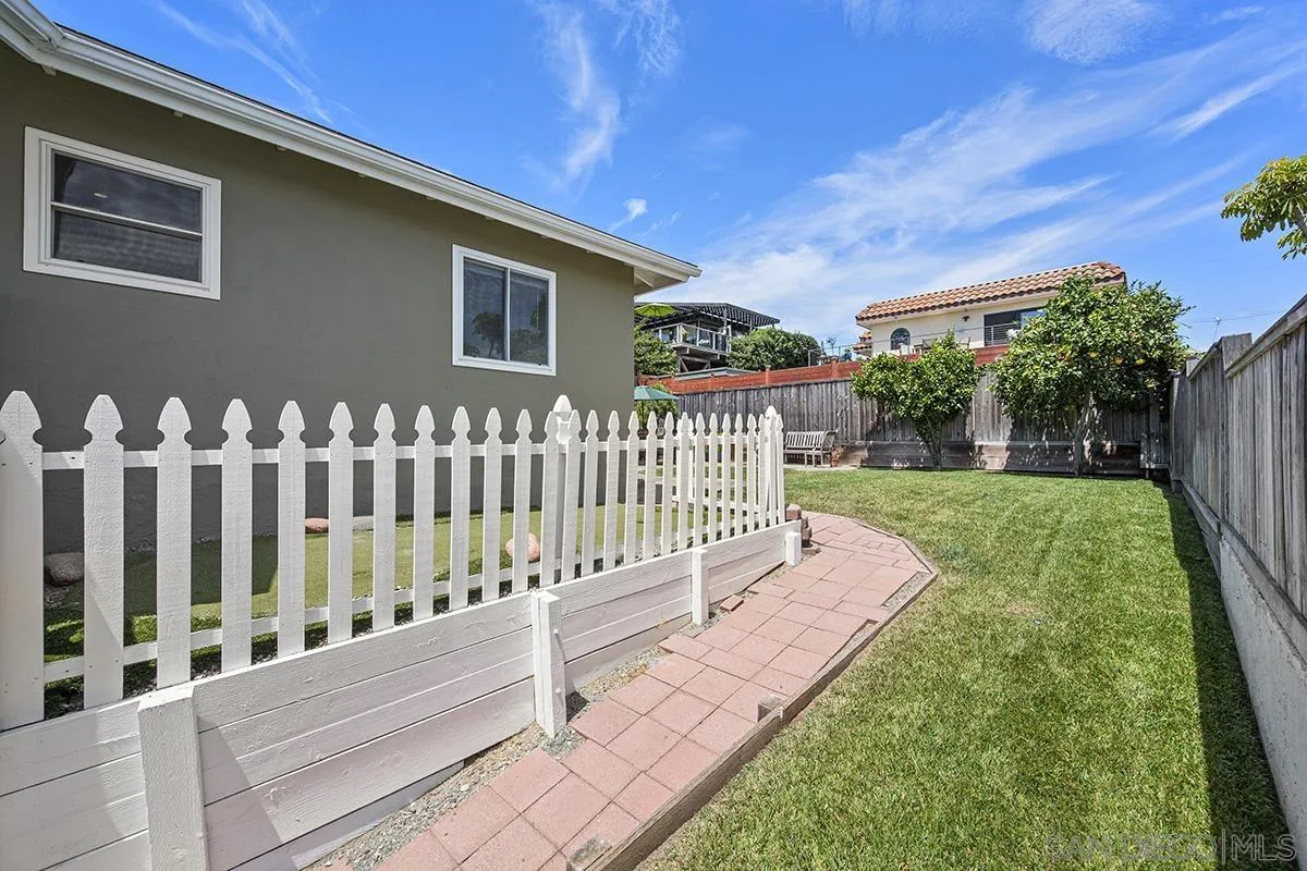 https://cdn.realtyfeed.com/cdn/127/250037083/066c7fb5a91c1faef2b91267b5582b2c.webp