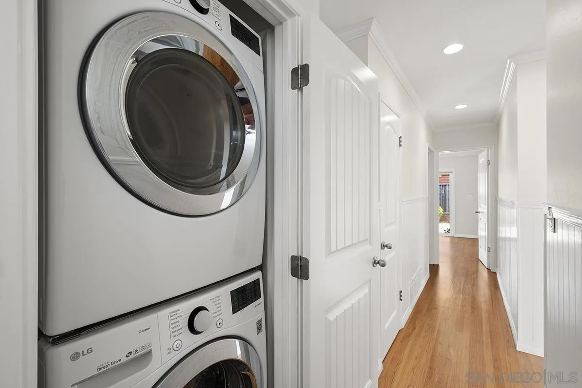 https://cdn.realtyfeed.com/cdn/127/250037083/52a8a02bd3929162dc89a7d49c899baa.webp