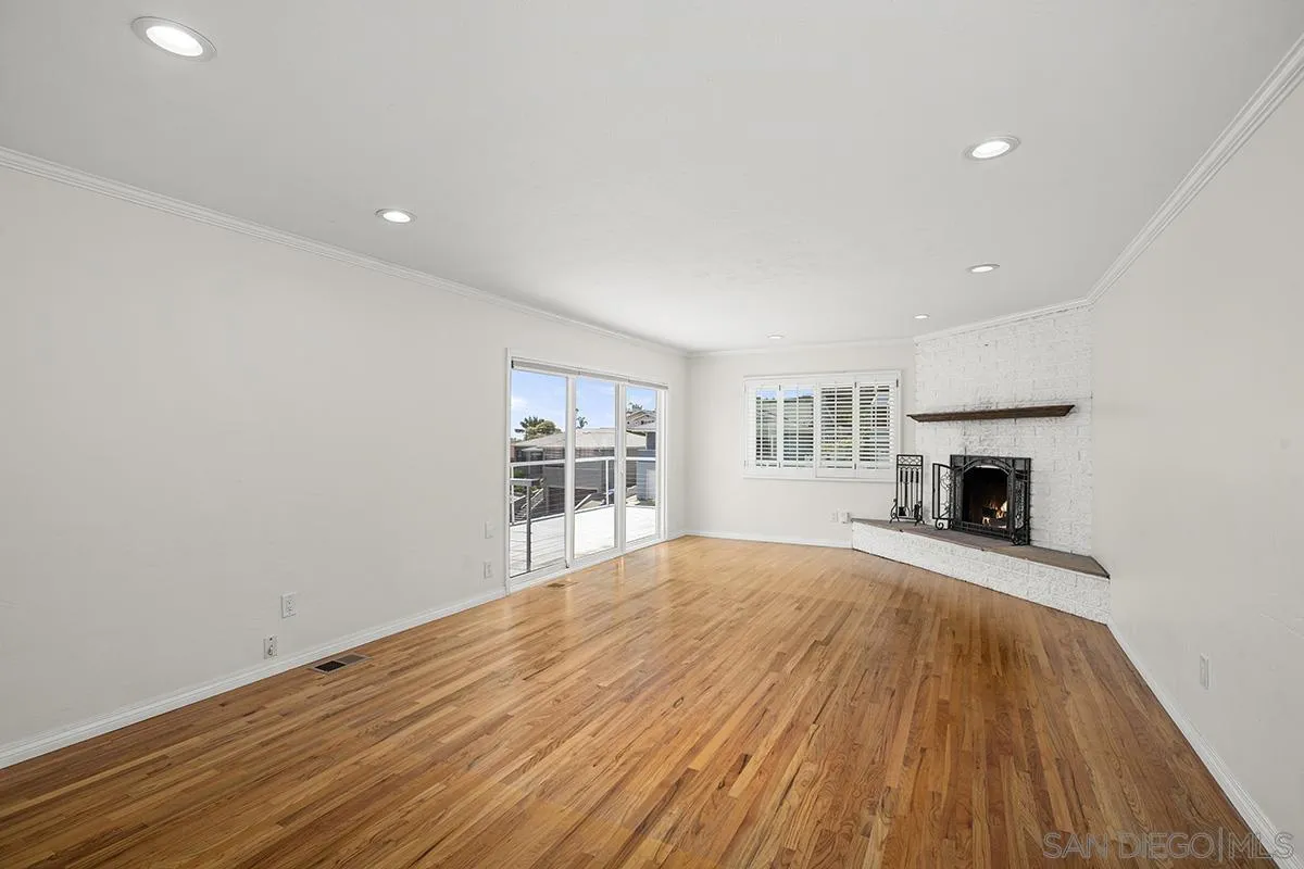 https://cdn.realtyfeed.com/cdn/127/250037083/d3124bf6a07d510c1798cd9350663516.webp
