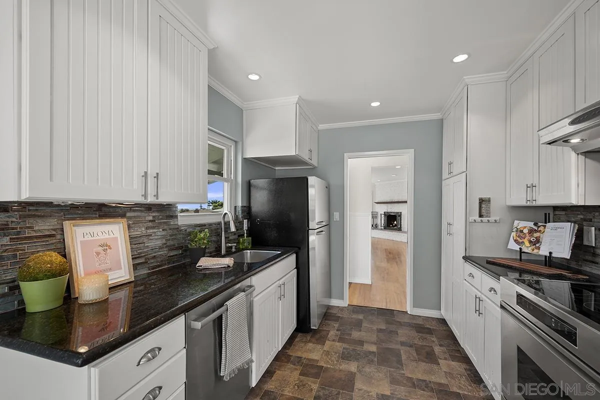 https://cdn.realtyfeed.com/cdn/127/250037083/d777e165b881b2da76ccba120d57e77c.webp