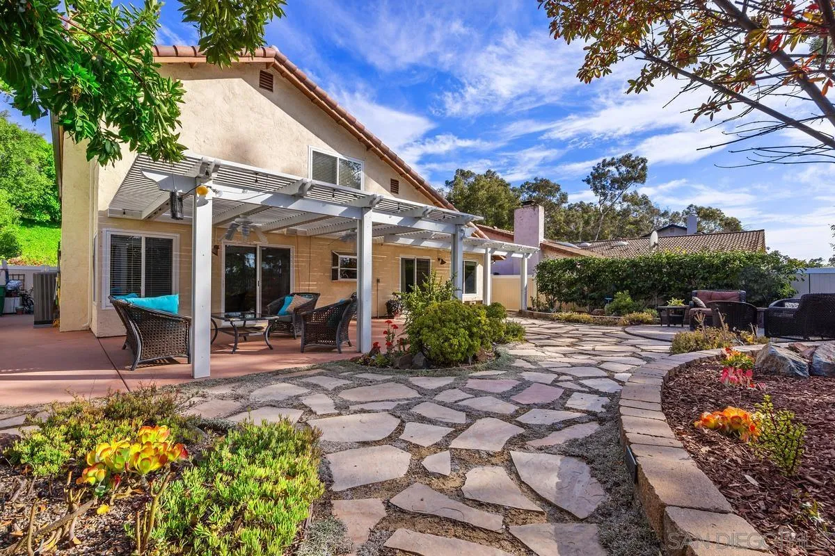 https://cdn.realtyfeed.com/cdn/127/250037085/89fdfdcf6f5a87c76ac12aebed24da2b.webp