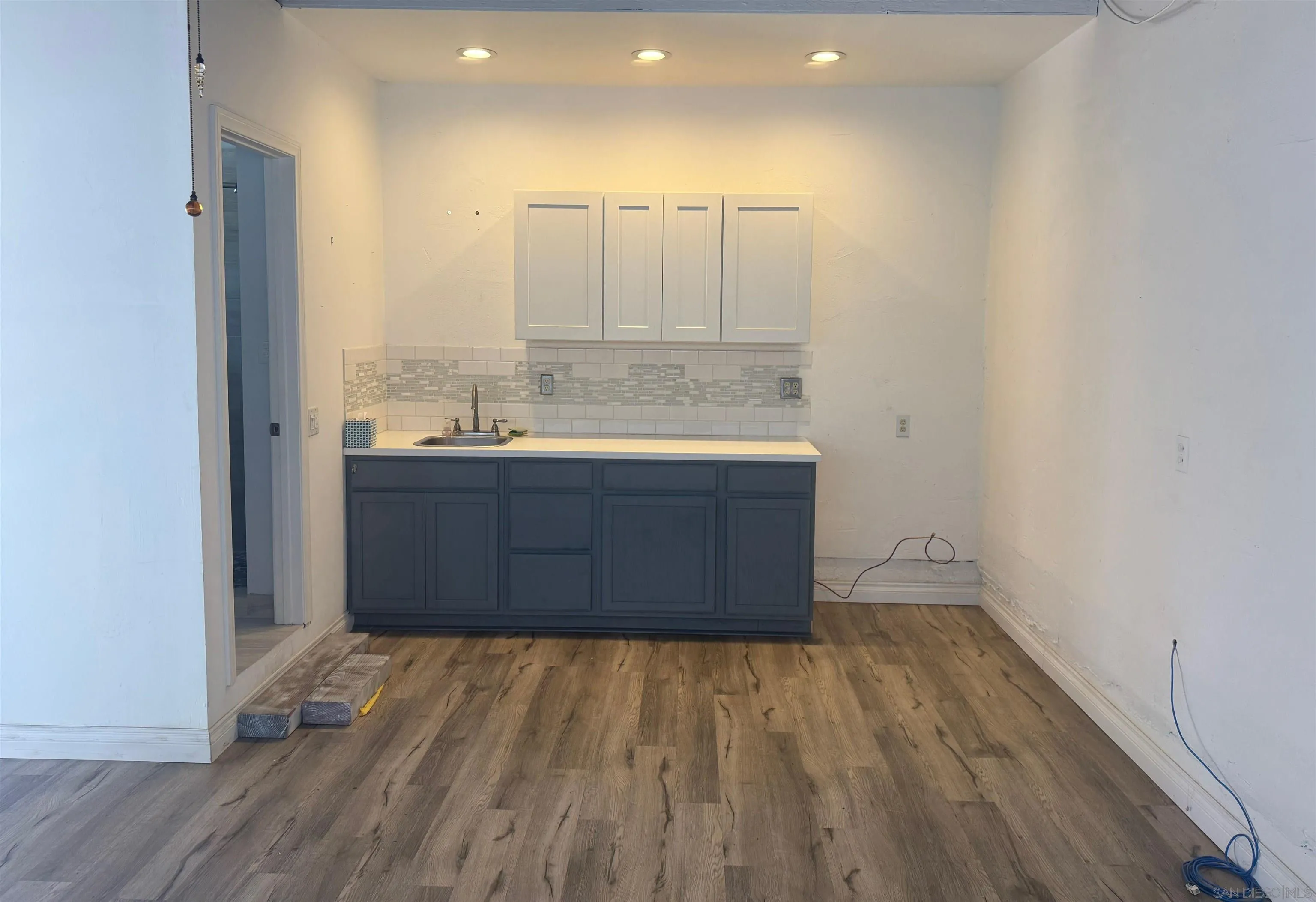 https://cdn.realtyfeed.com/cdn/127/250037087/3adcfdd39c417b3d7cb44f02e671a4f4.webp