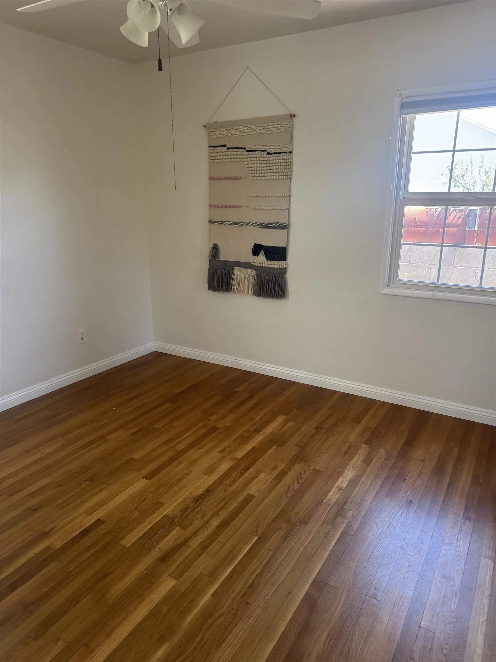https://cdn.realtyfeed.com/cdn/127/250037087/40cef19a34d97a7a668b61b6e24d16ce.webp