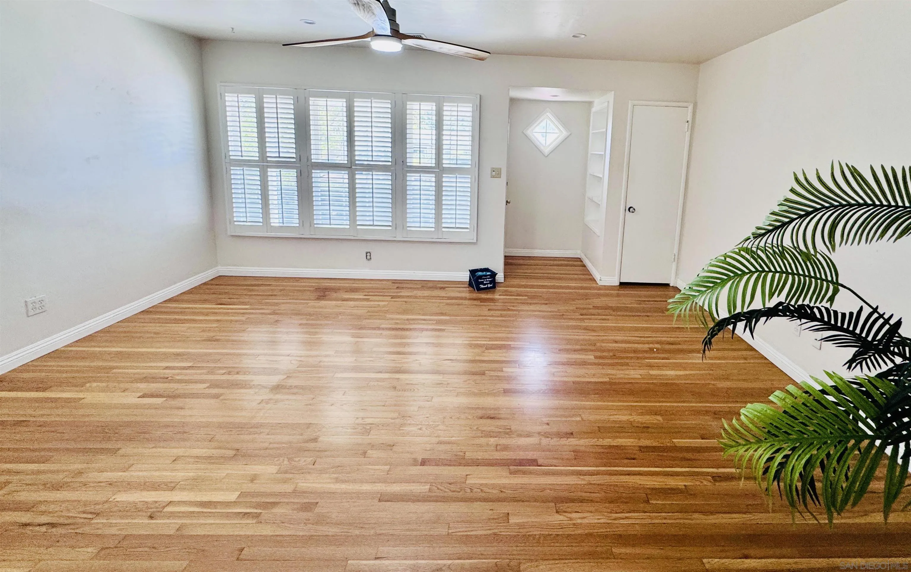 https://cdn.realtyfeed.com/cdn/127/250037087/ef319b13d54ca7c1bc474e967ec644e7.webp